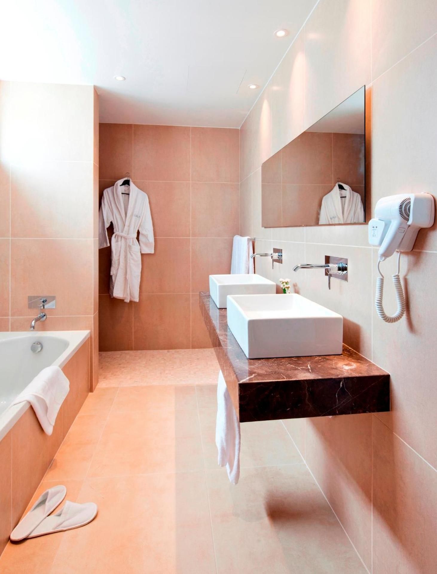 Suite with Sea View