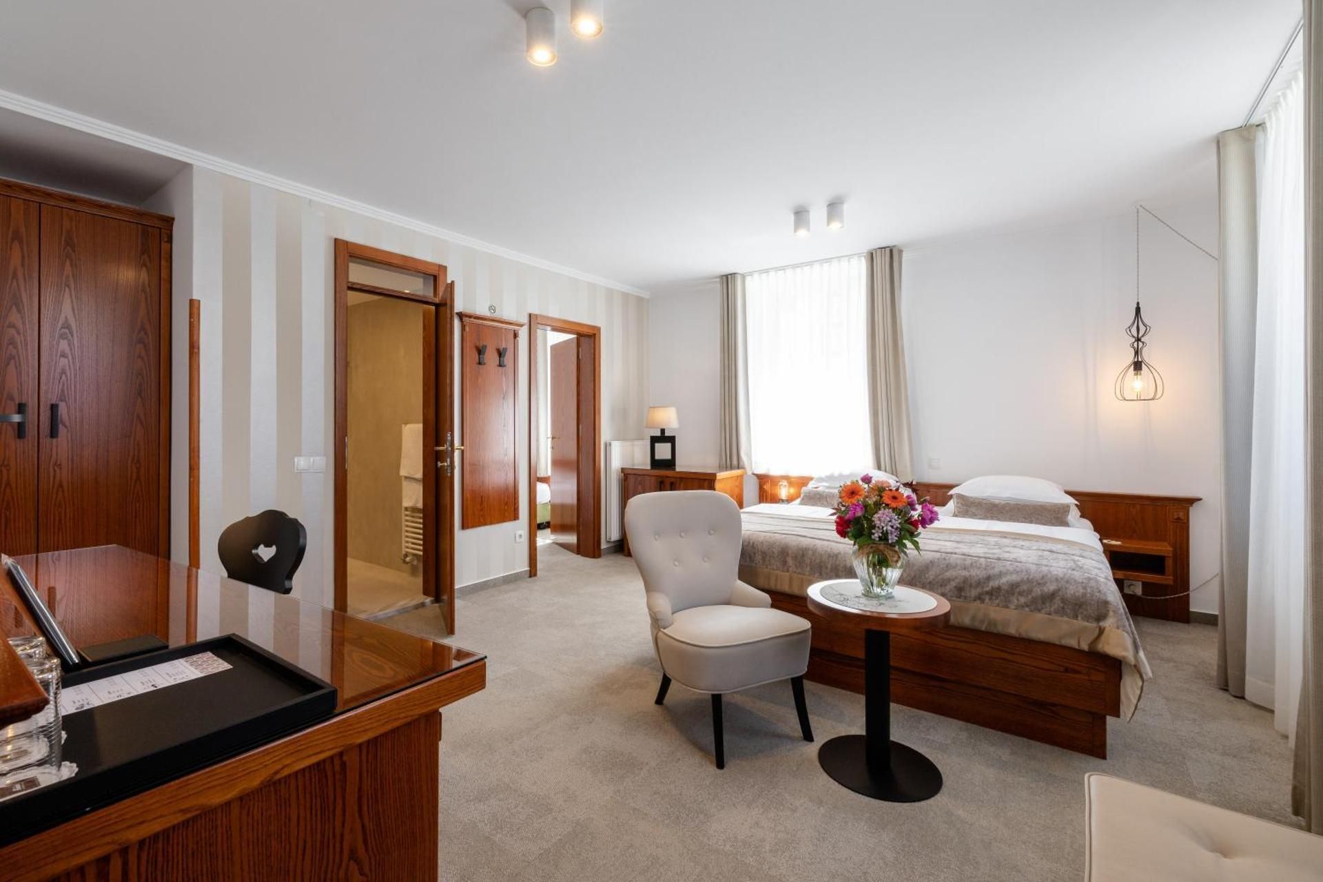 Deluxe Triple Room