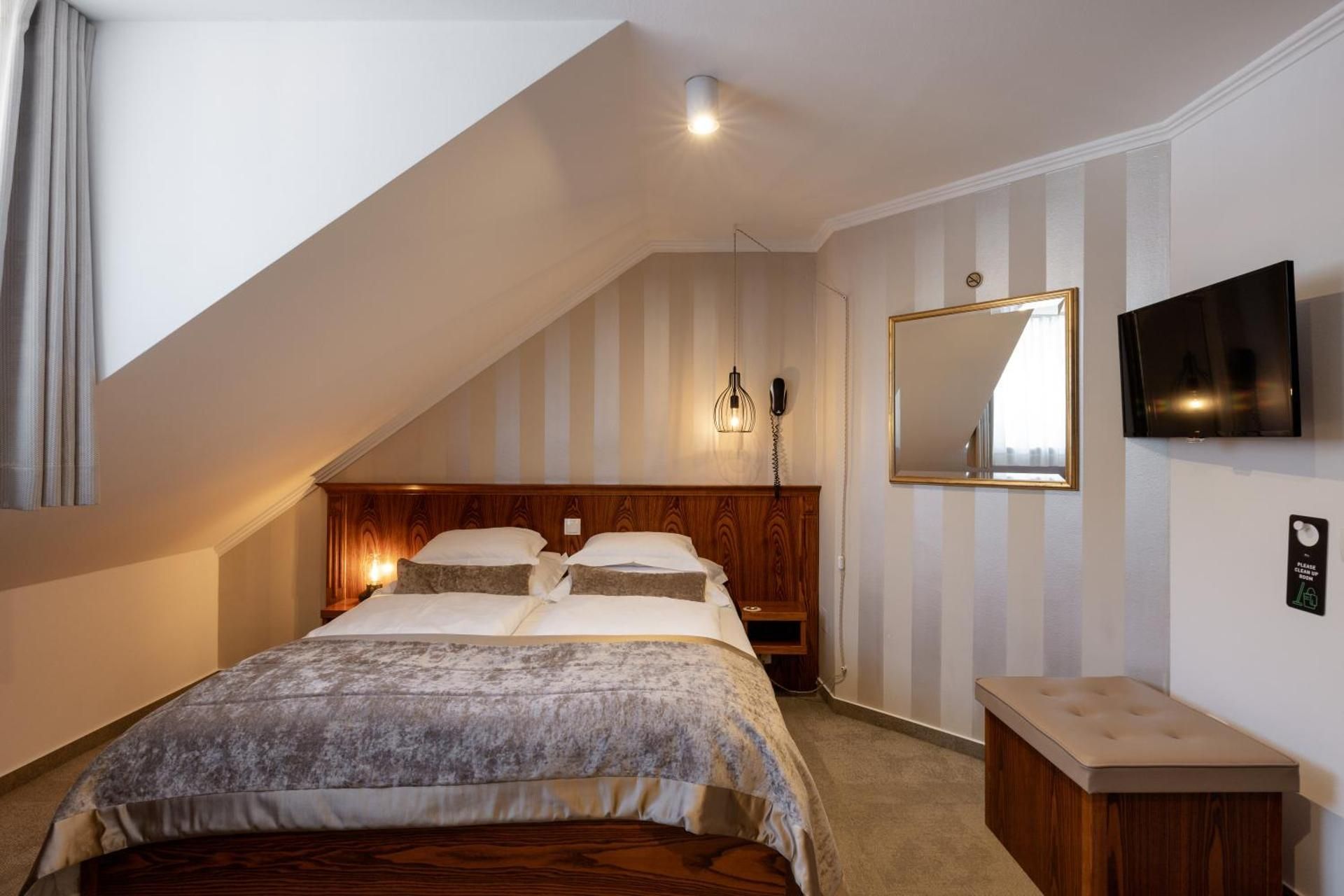 Small Double Room