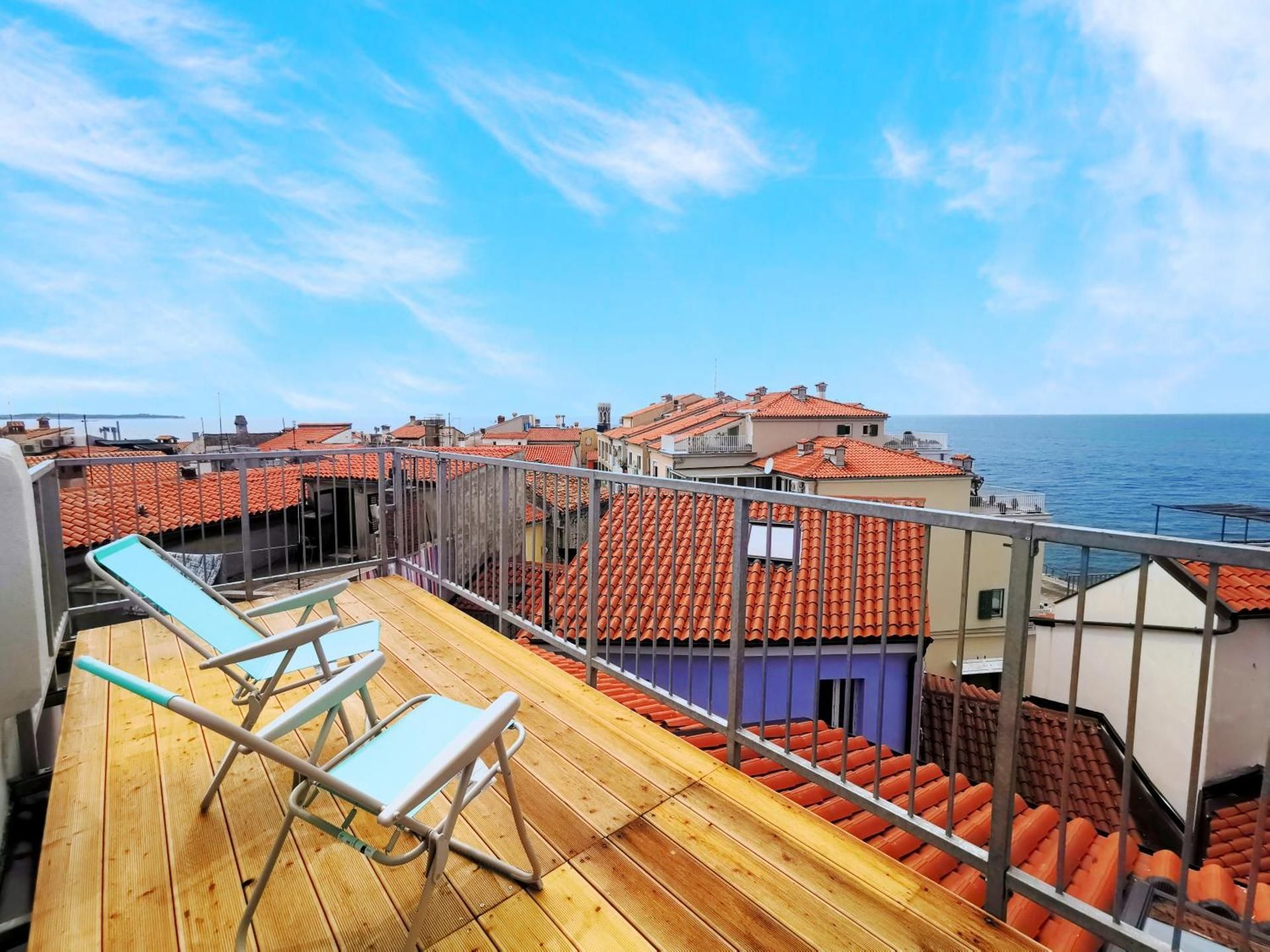 Apartment with Terrace