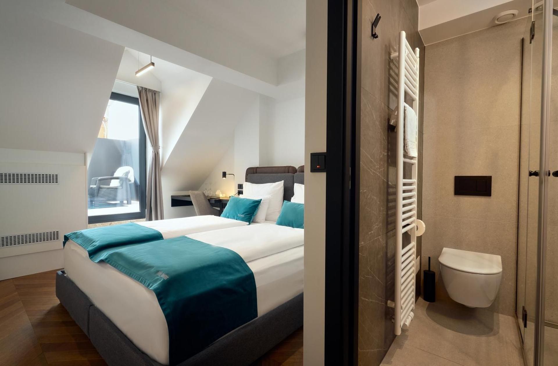 King Room
