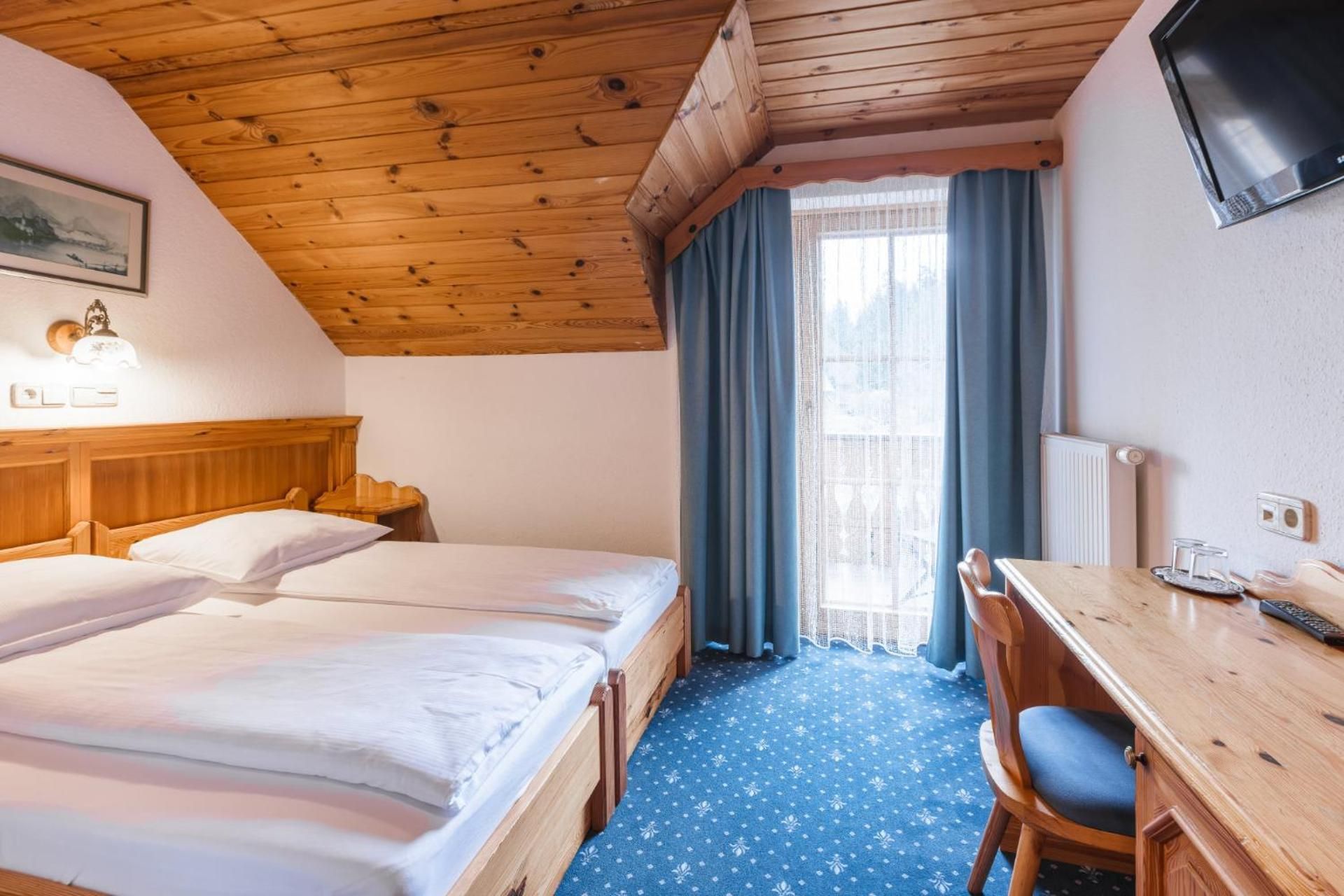 Garni Hotel Berc Economy Double Room with Balcony