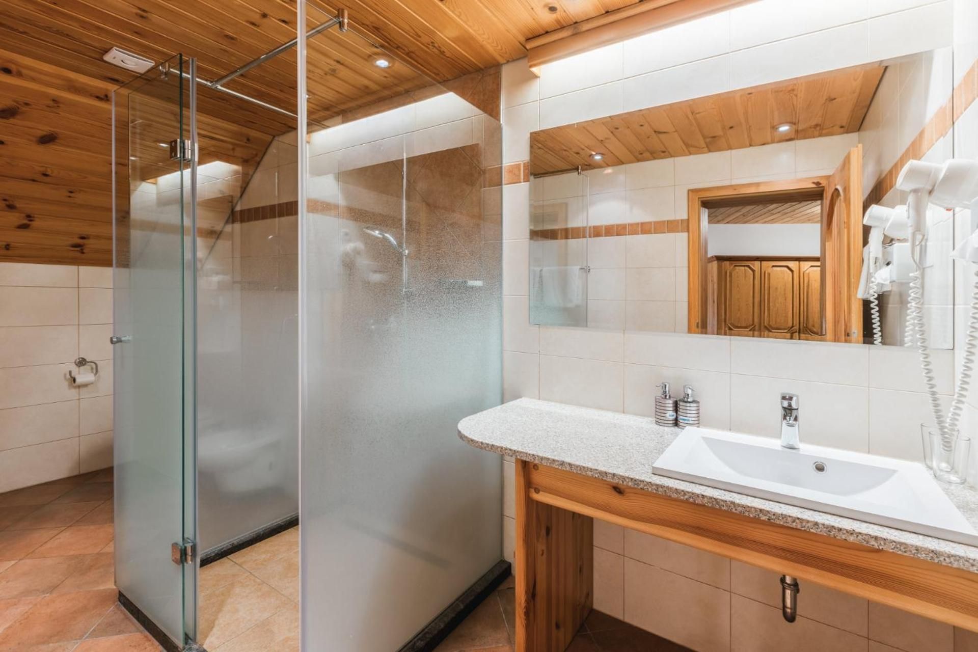 Garni Hotel Berc Comfort Double Room with Balcony 3