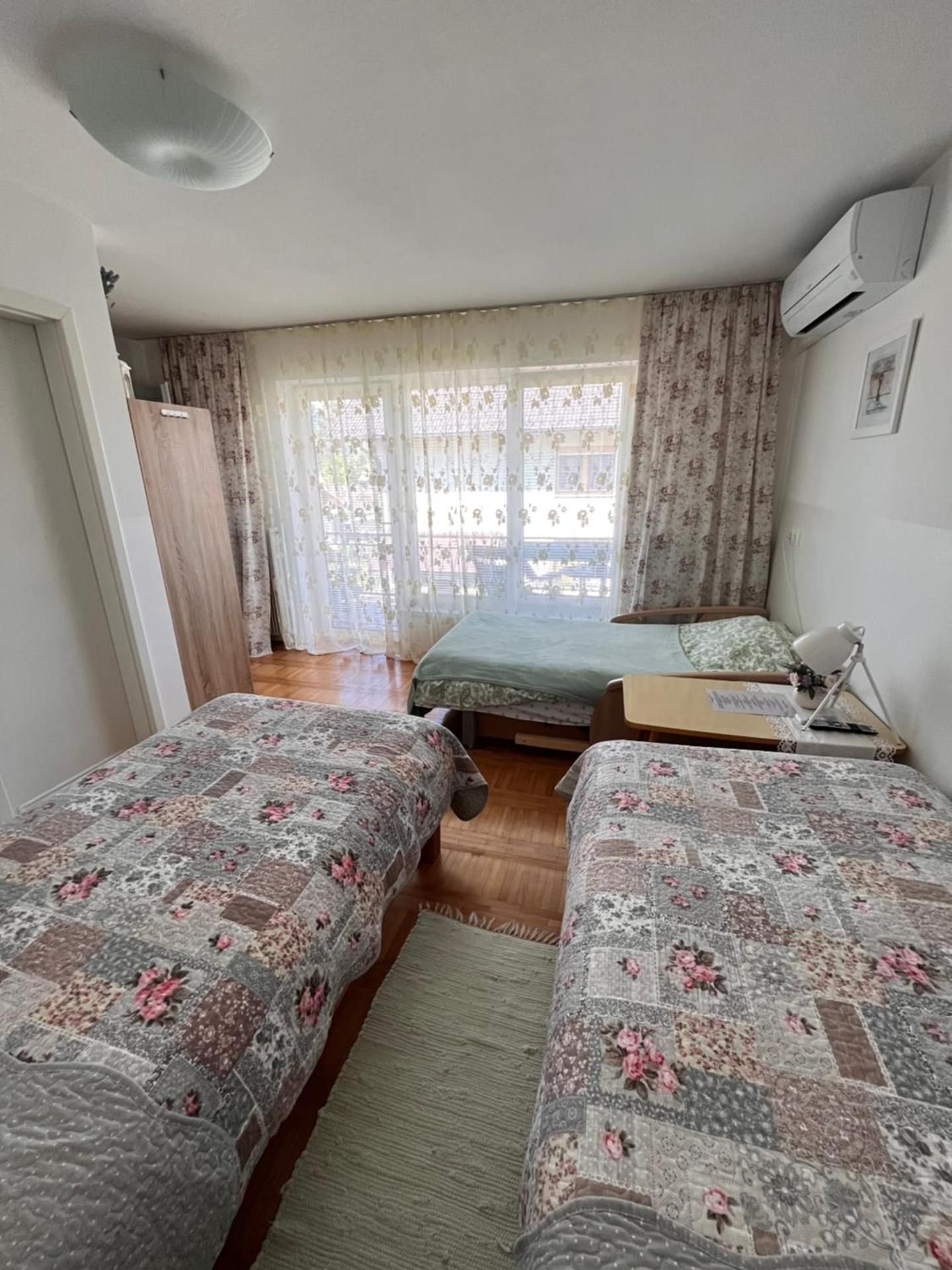 Villa Mint&Lavender Twin Room with Private Bathroom