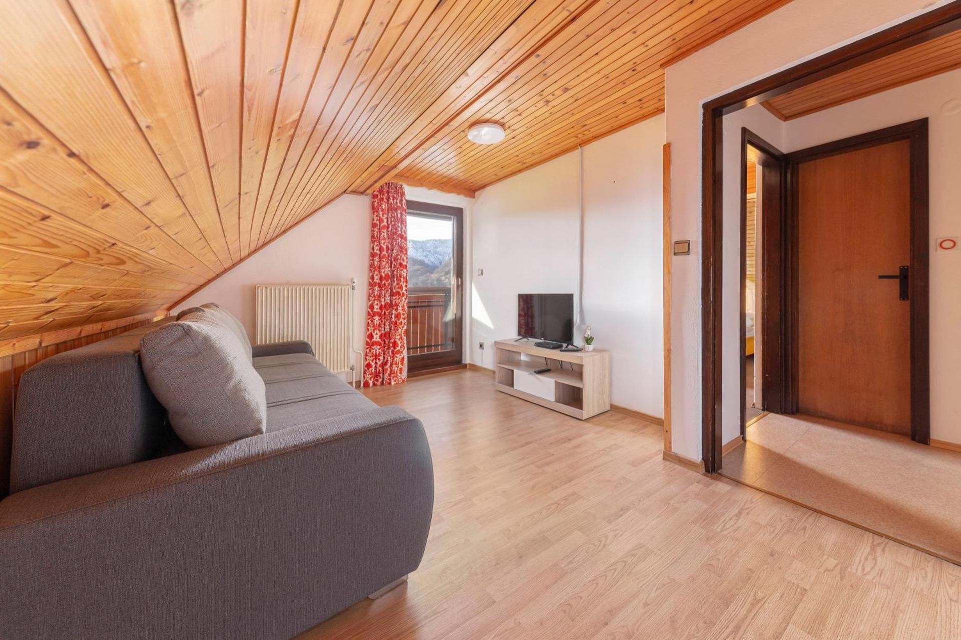 One-Bedroom Apartment with Balcony and Garden View