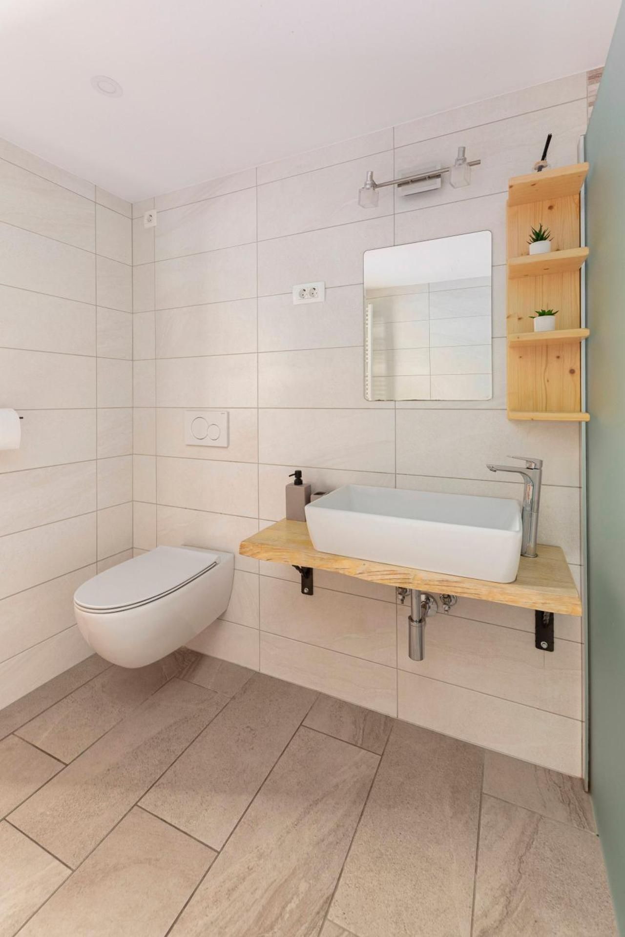 Family Apartment with Balcony