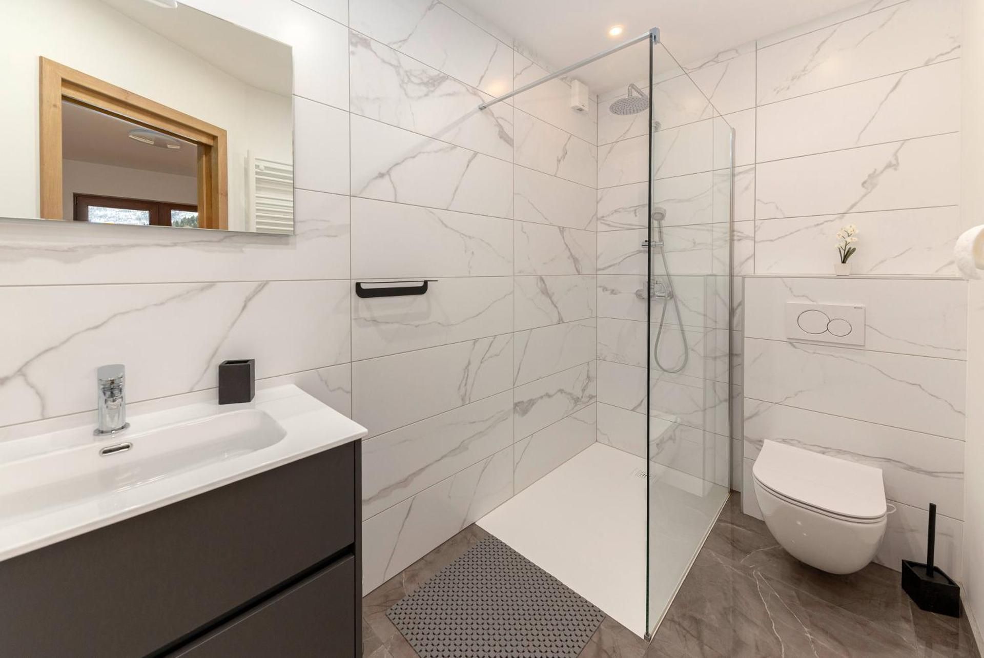 Superior Two-Bedroom Apartment with Balcony