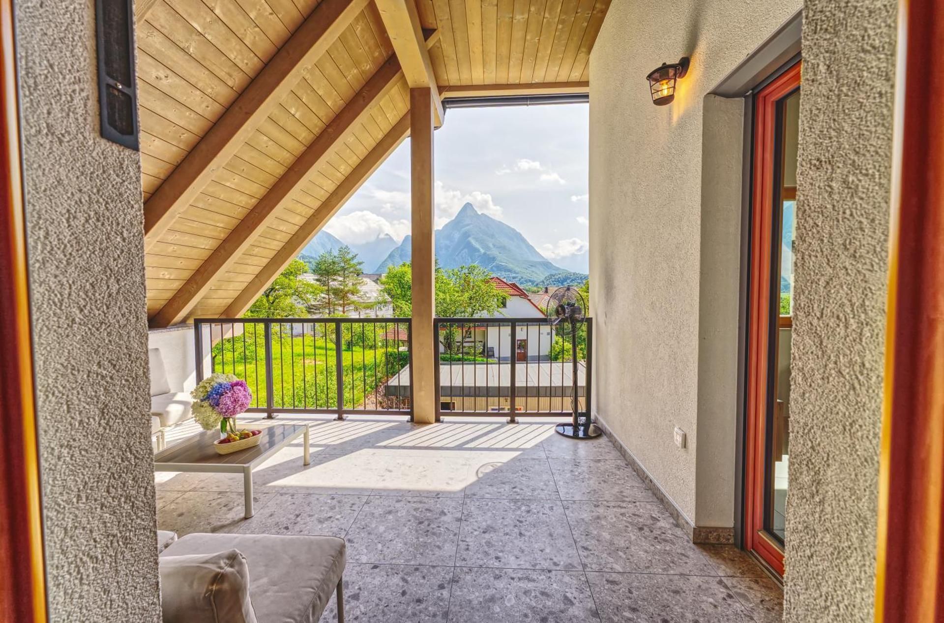 Three-Bedroom Apartment with Mountain View