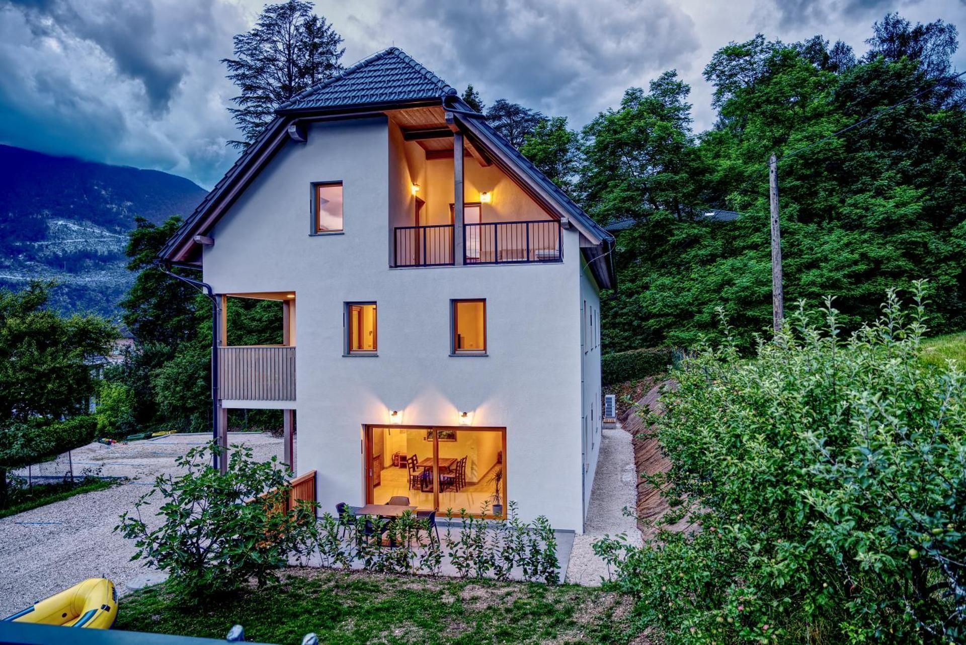 House Elipsa