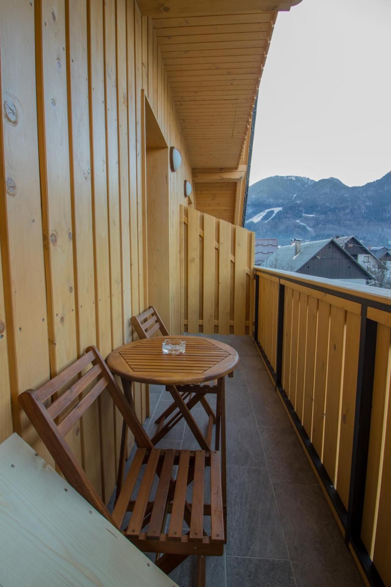 Twin Room with Mountain View