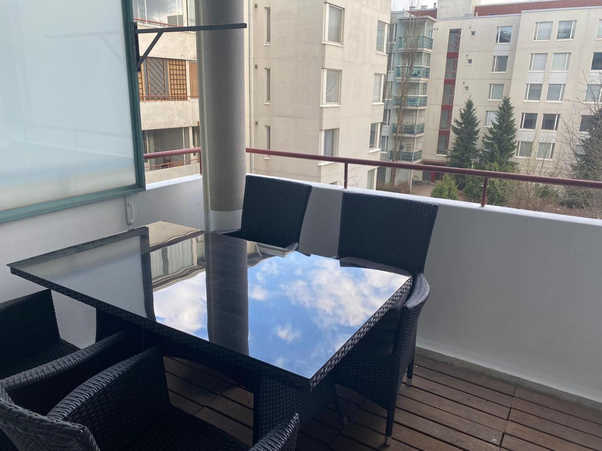 One-Bedroom Apartment