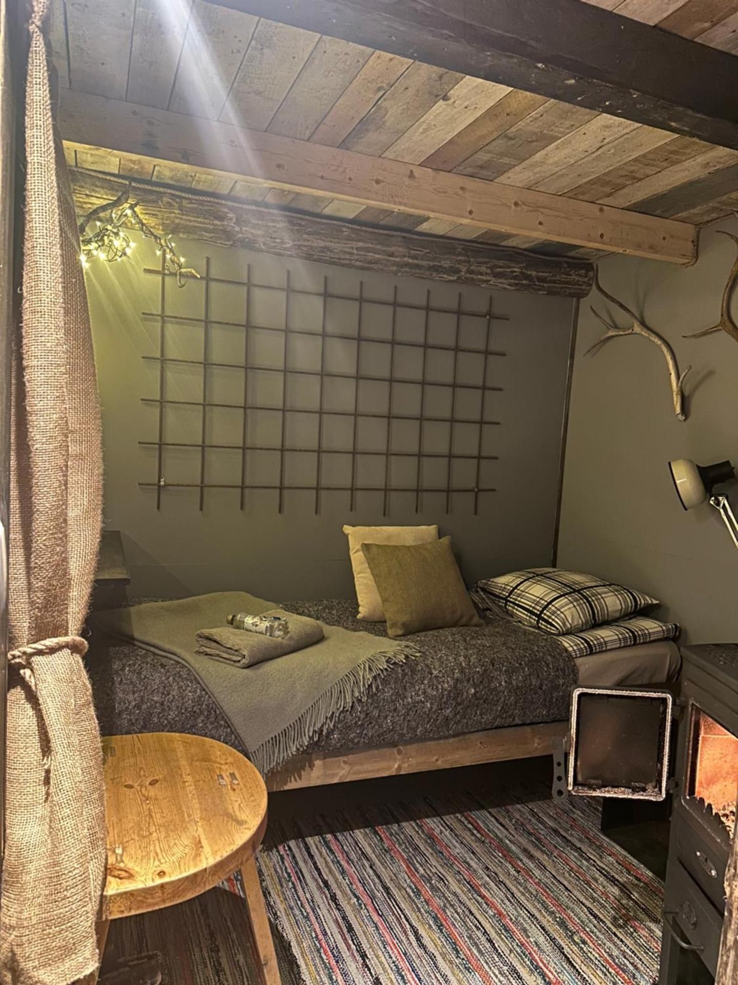 Small Single Room