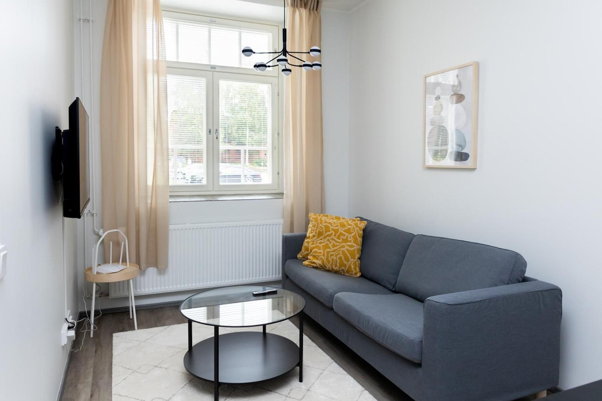 One-Bedroom Apartment