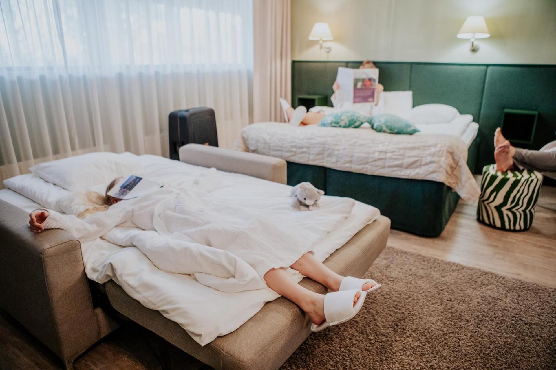 Standard Queen Room