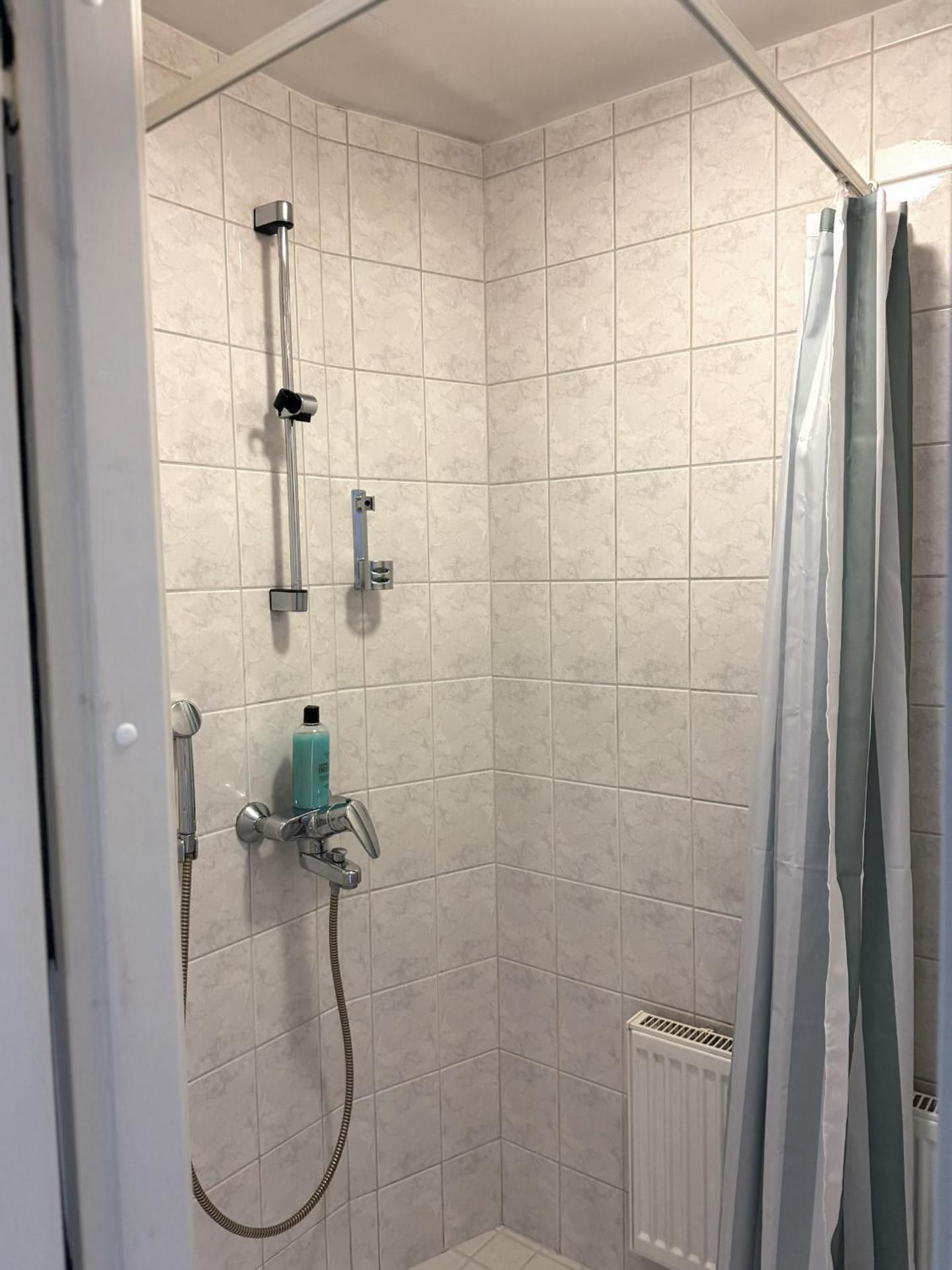 Deluxe Double Room (2 Adults + 1 Child)