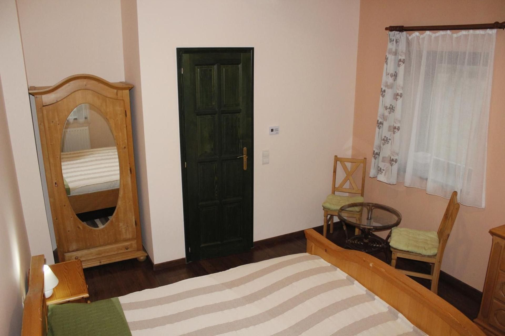 Hunor Lovastanya Double Room with Private Bathroom 3