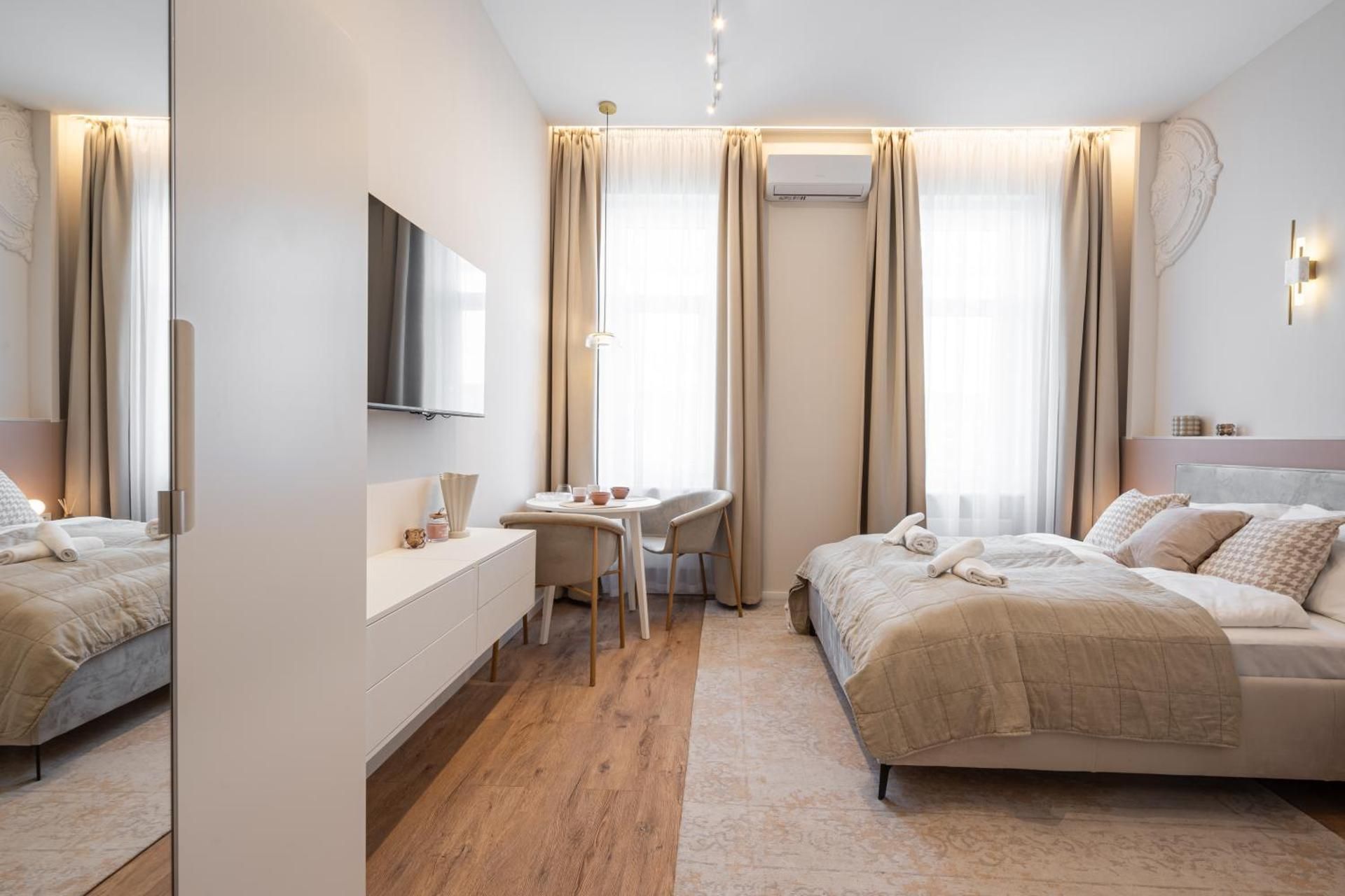 Superior Apartment