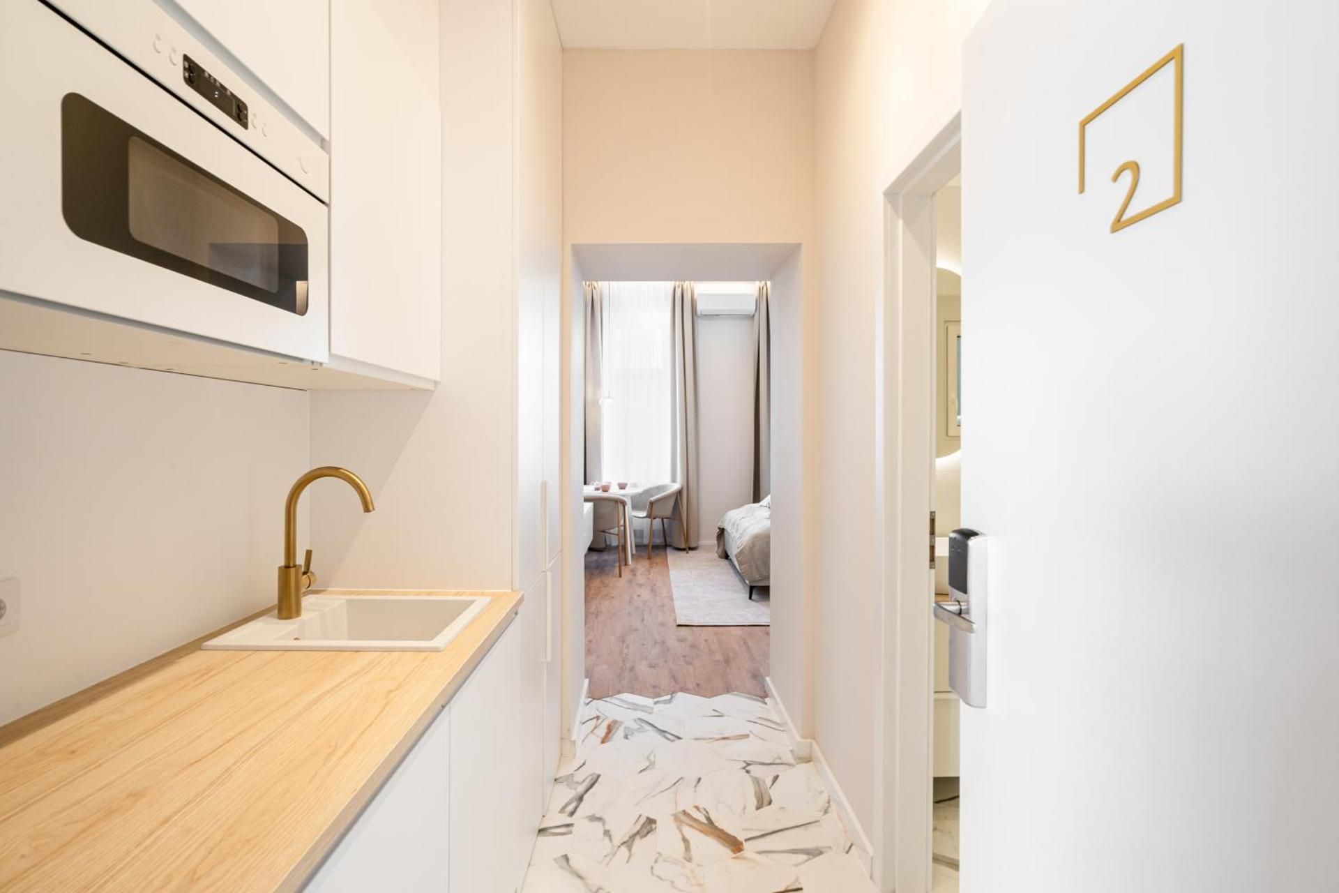 Superior Apartment