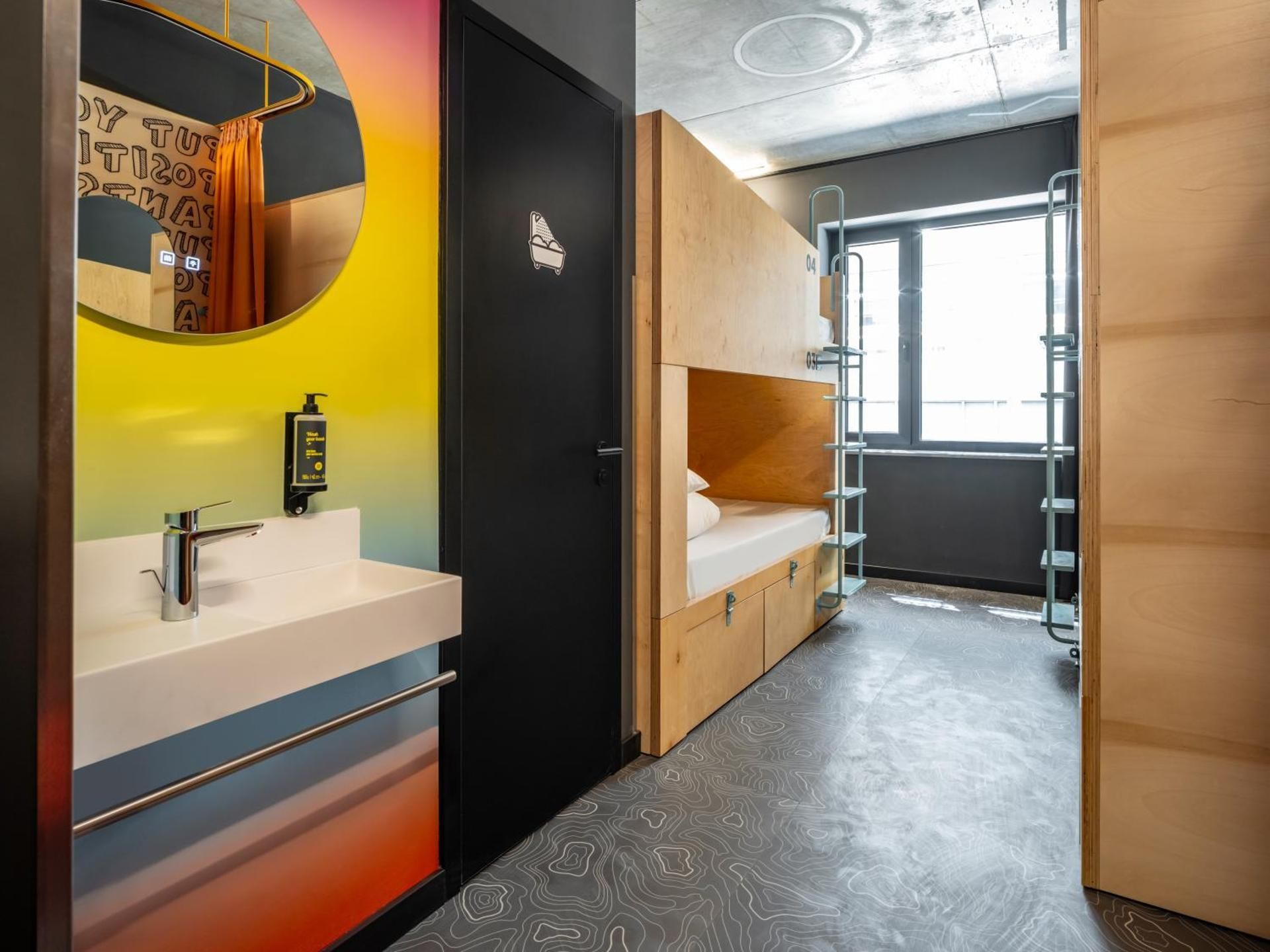 Private Bedroom for 8 people