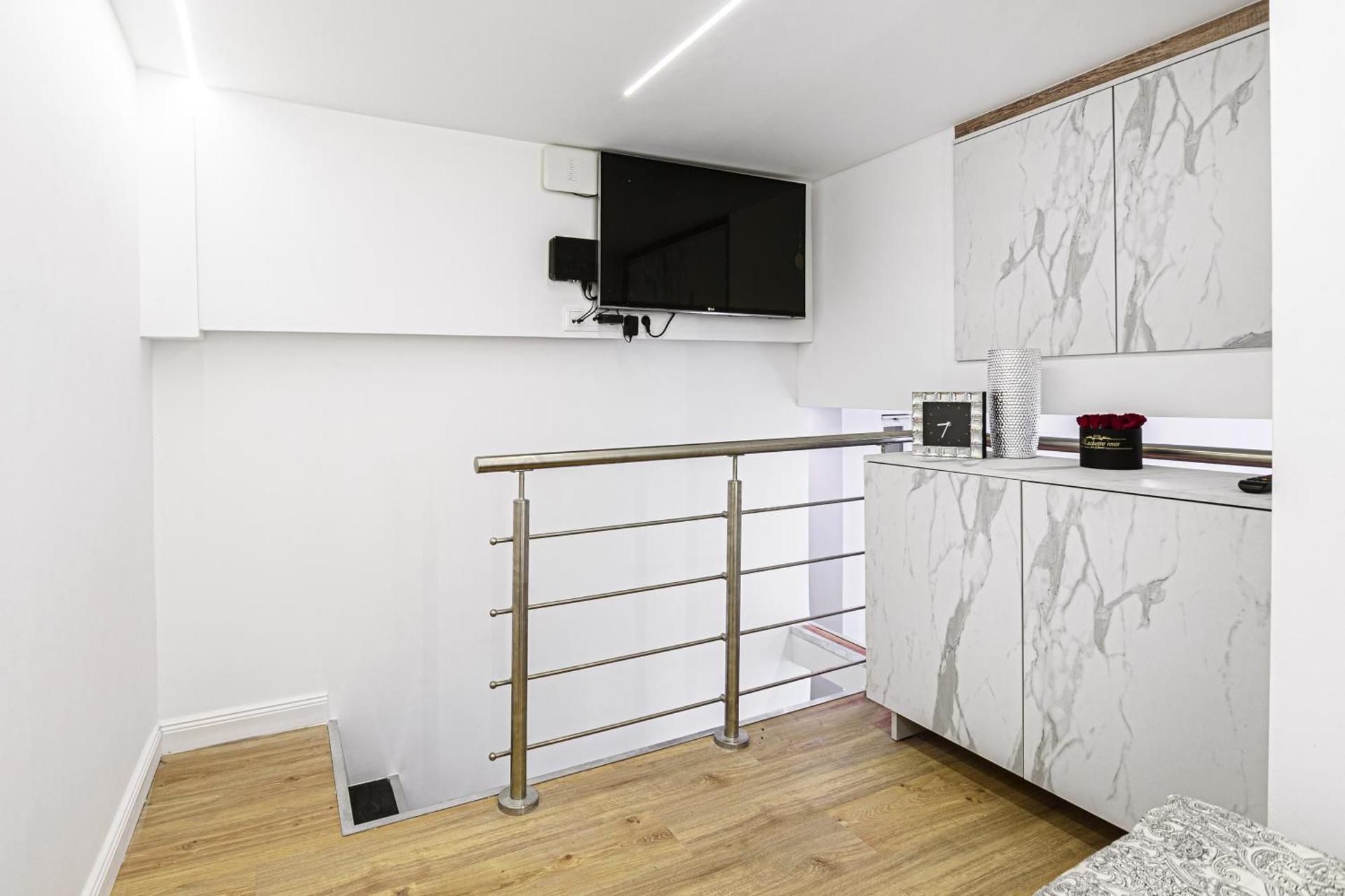 Superior Apartment with Balcony