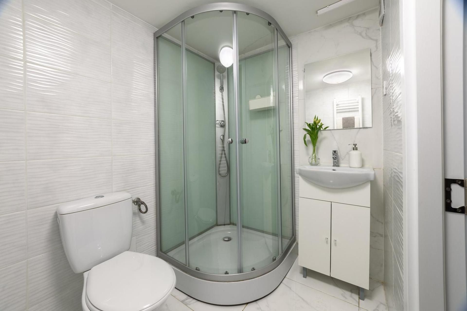 Flora Downtown Apartments Superior Apartment 3