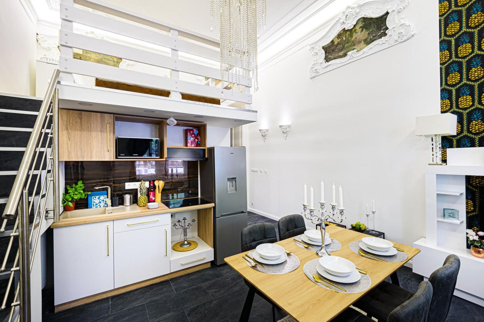 Flora Downtown Apartments