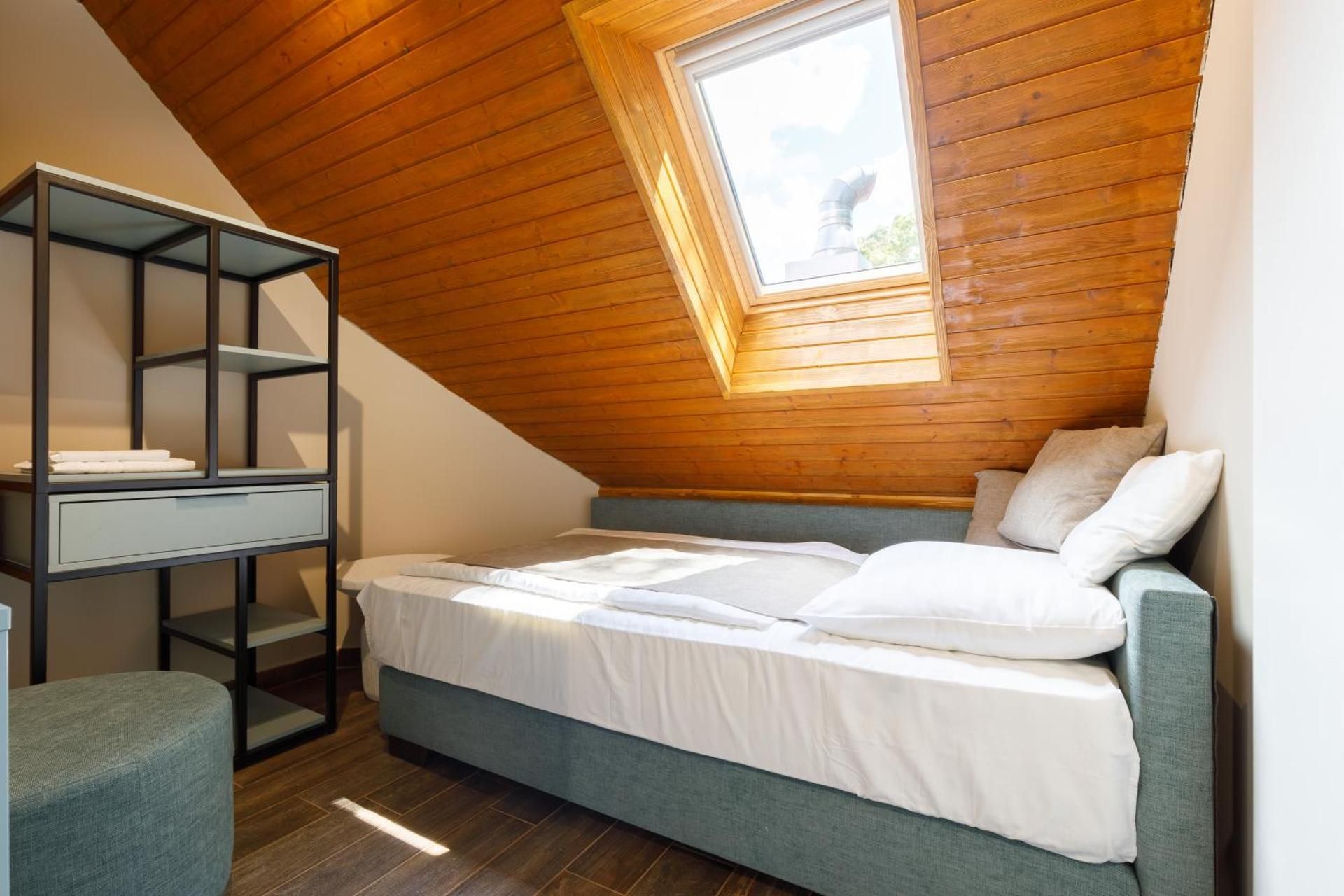 Economy Single Room