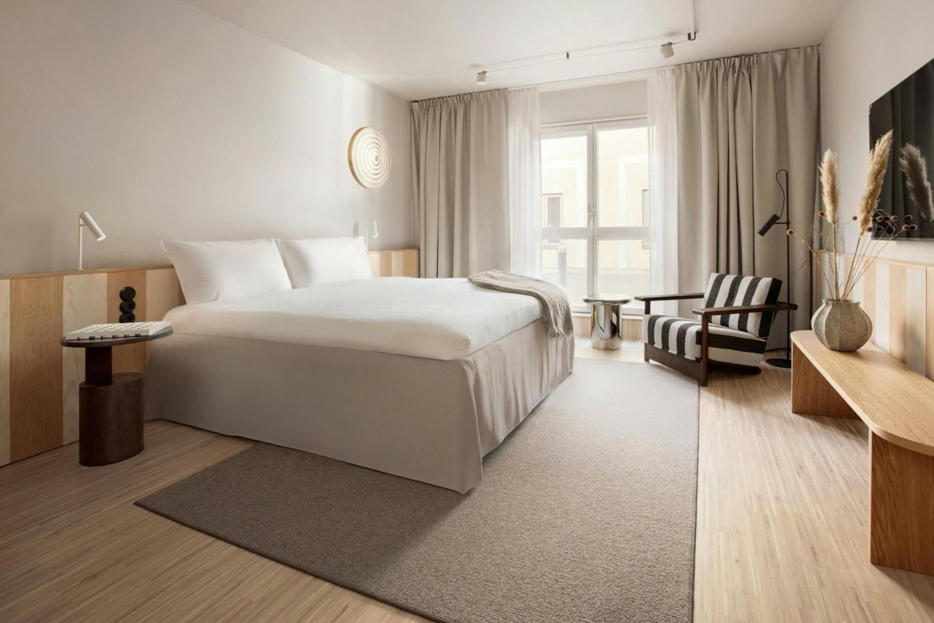 King Suite with Club Lounge Access and Courtyard View