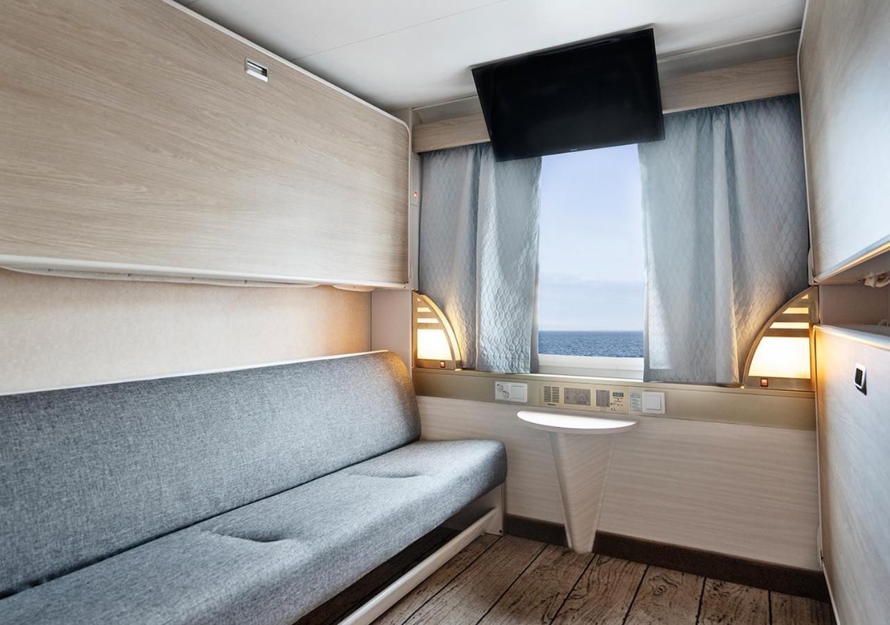 Seaside Standard with TV