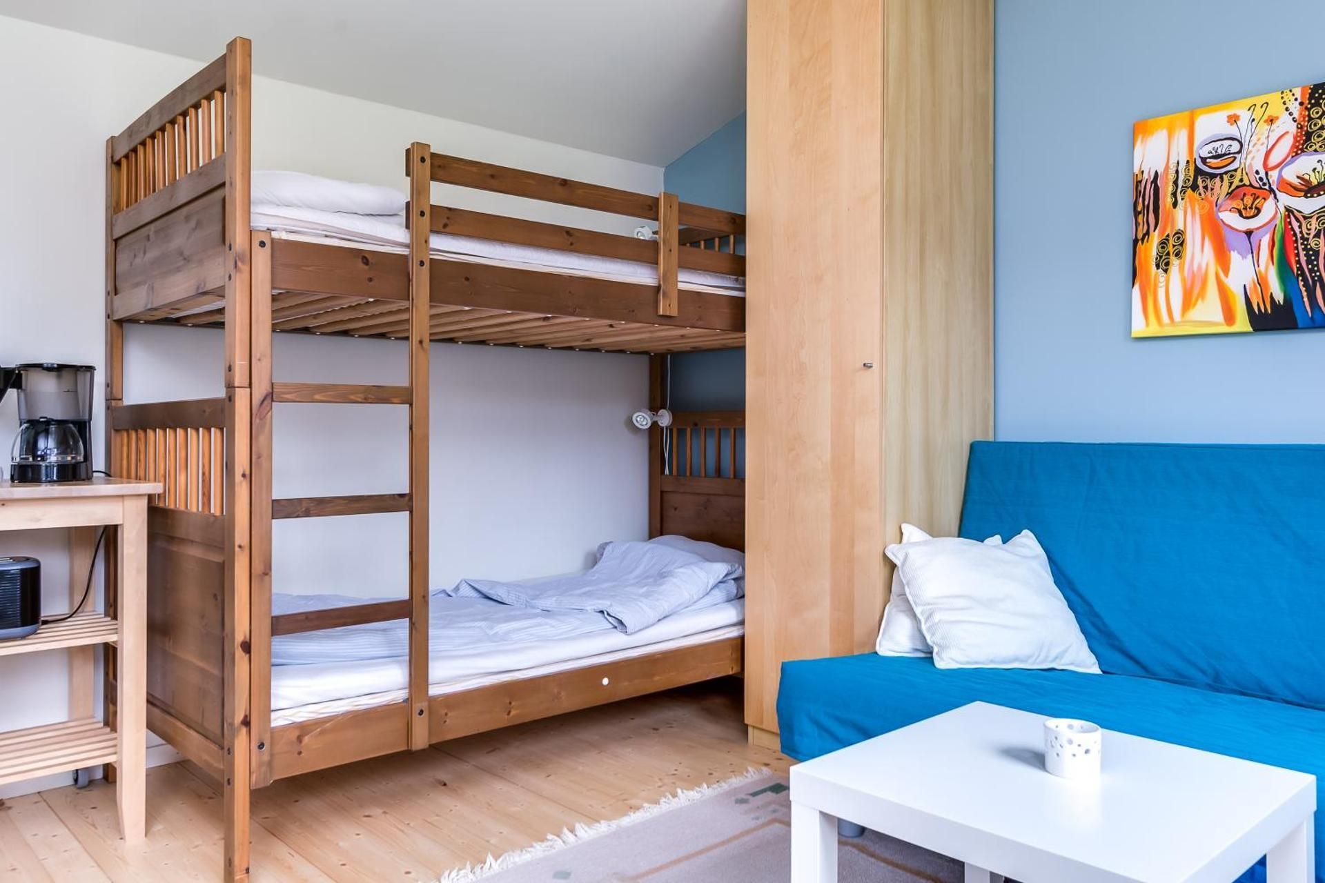 One-Bedroom Apartment