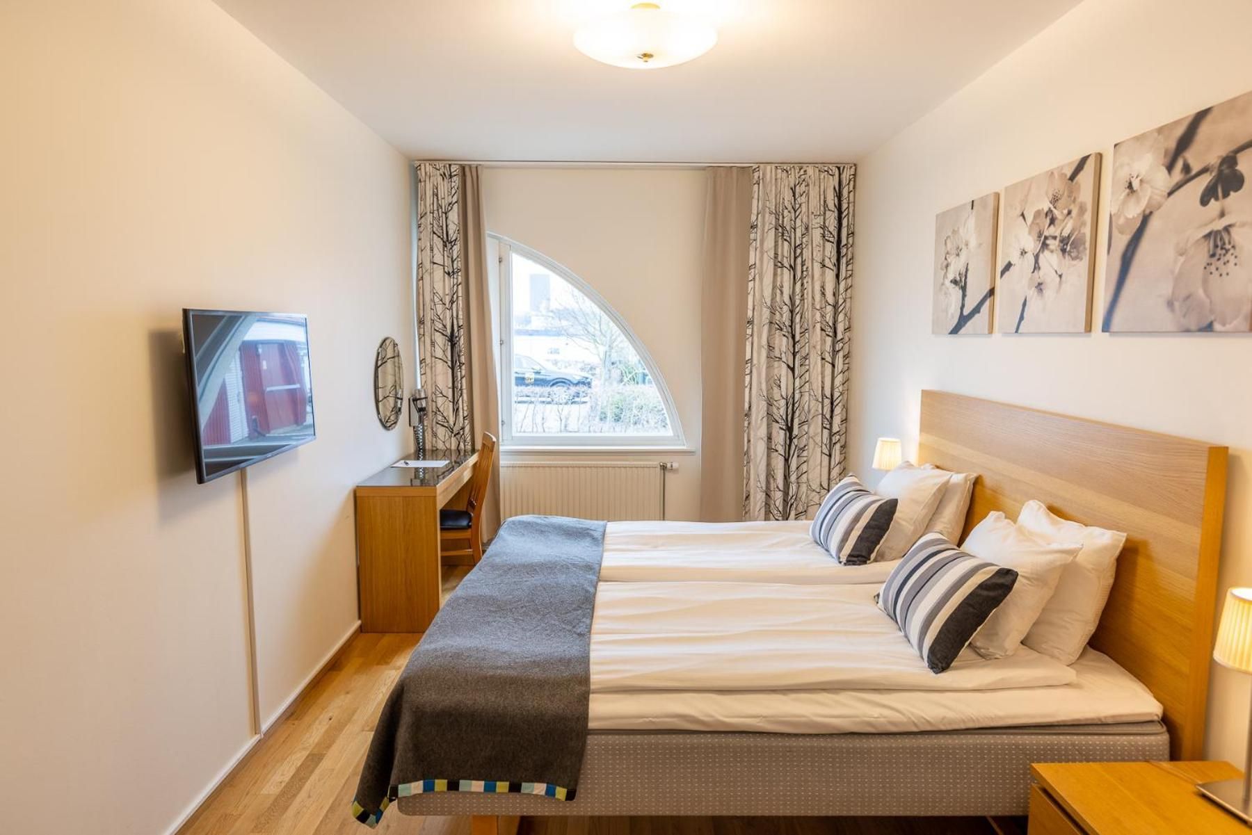 Dockyard Hotel Standard Twin Room