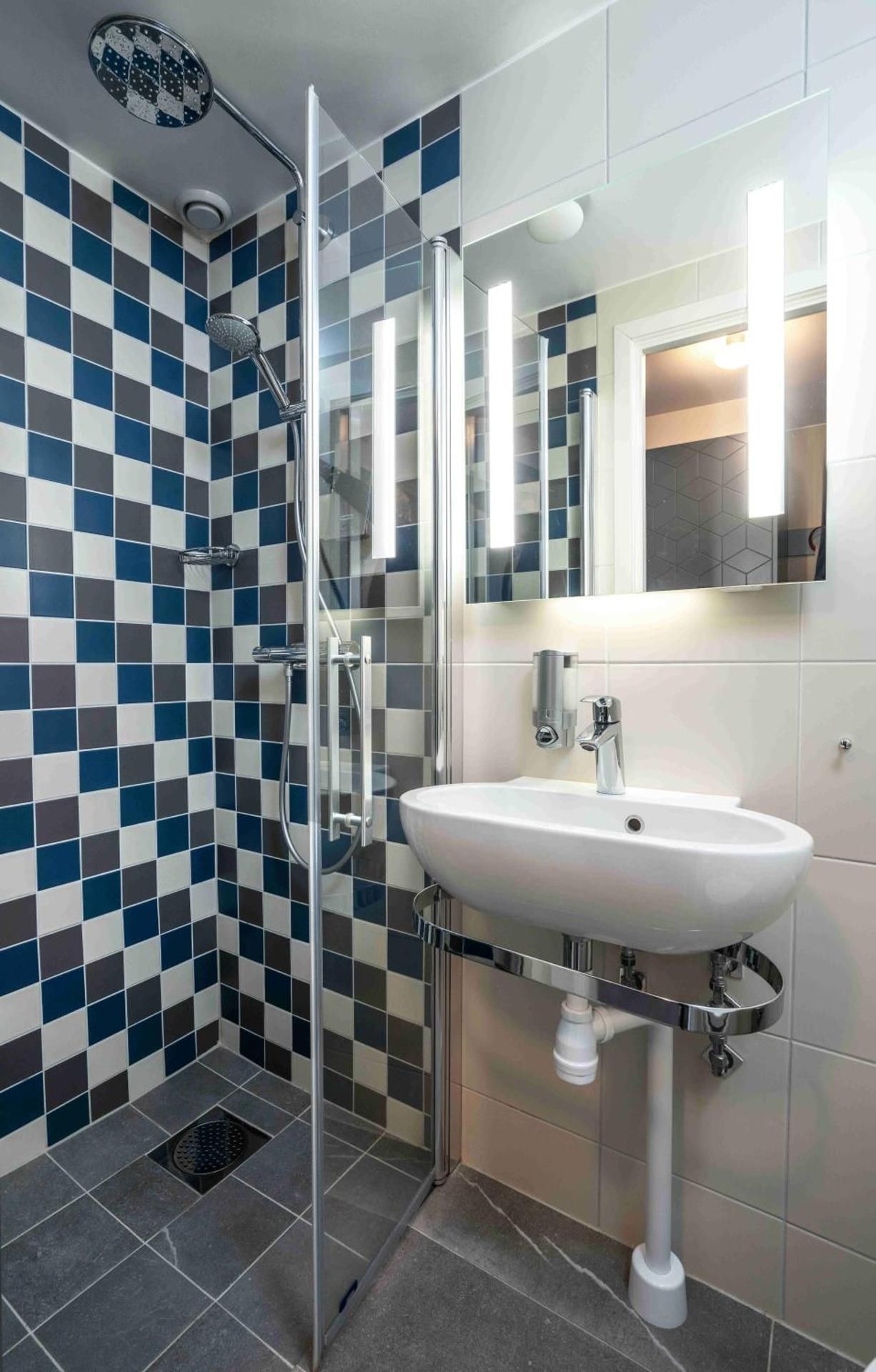 Dockyard Hotel Family Room - Etage  3