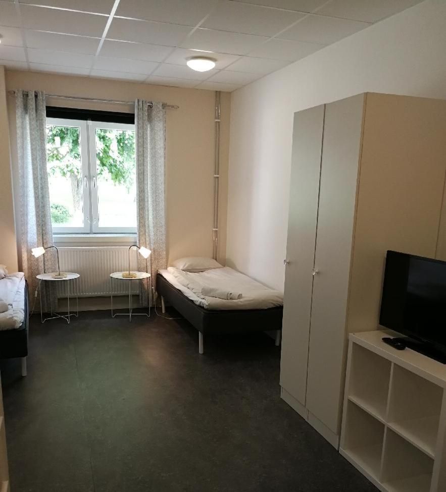Economy Triple Room with Shared Bathroom
