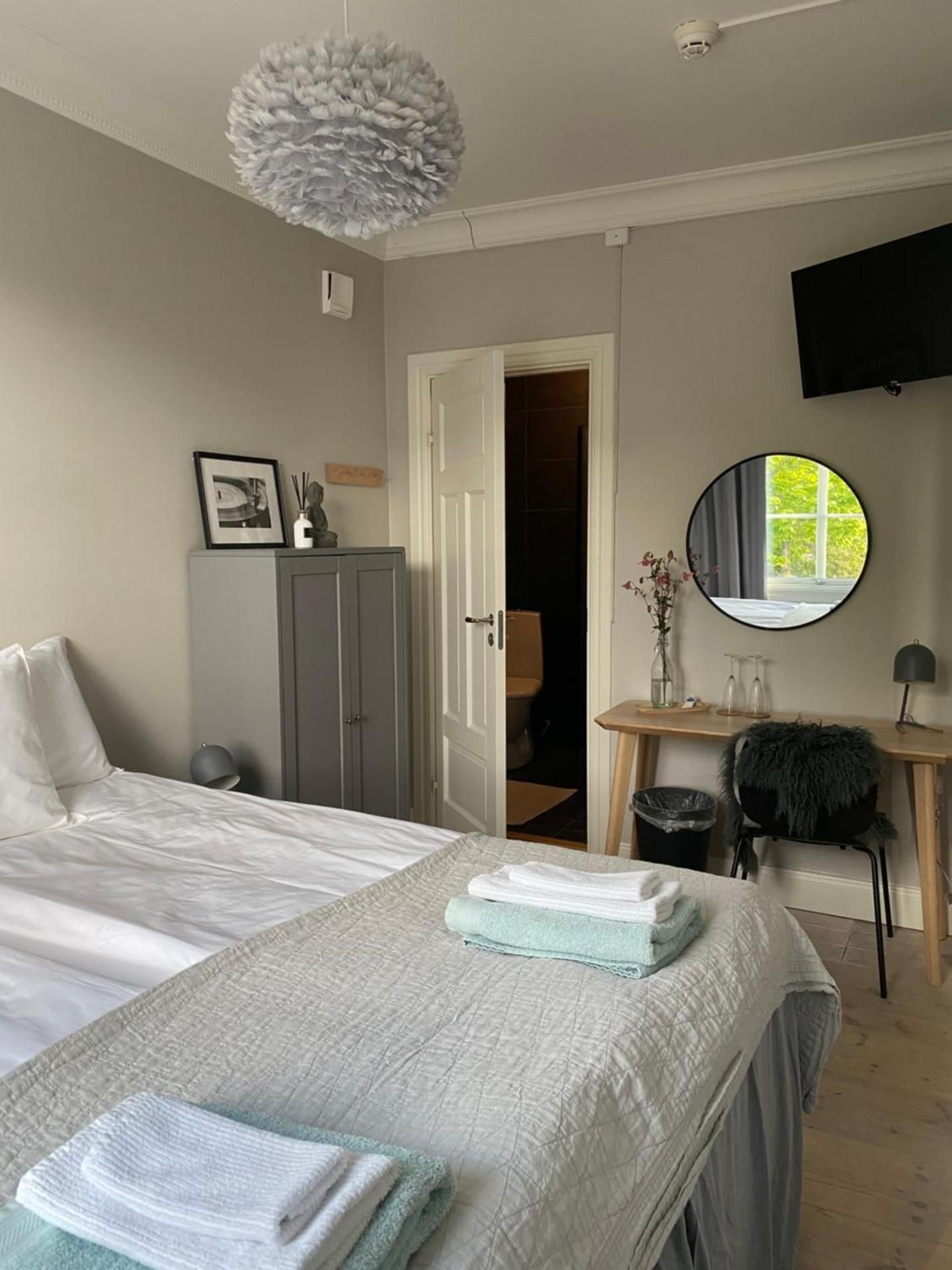 Double Room with Private Bathroom