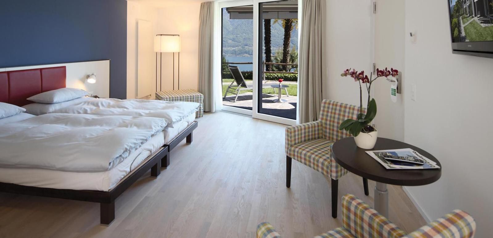 Design Double or Twin Room with Lake View