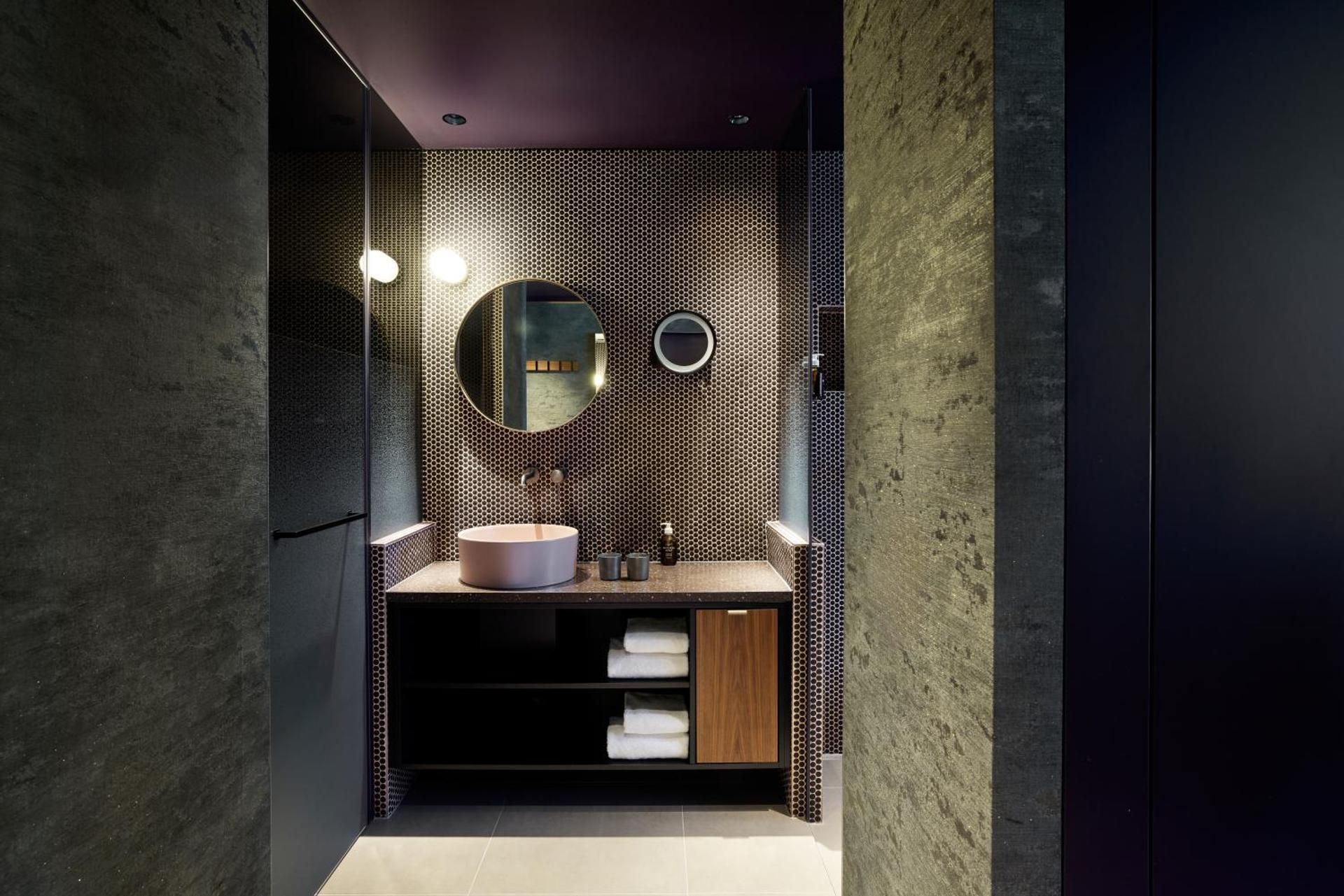 King Room with Mountain View