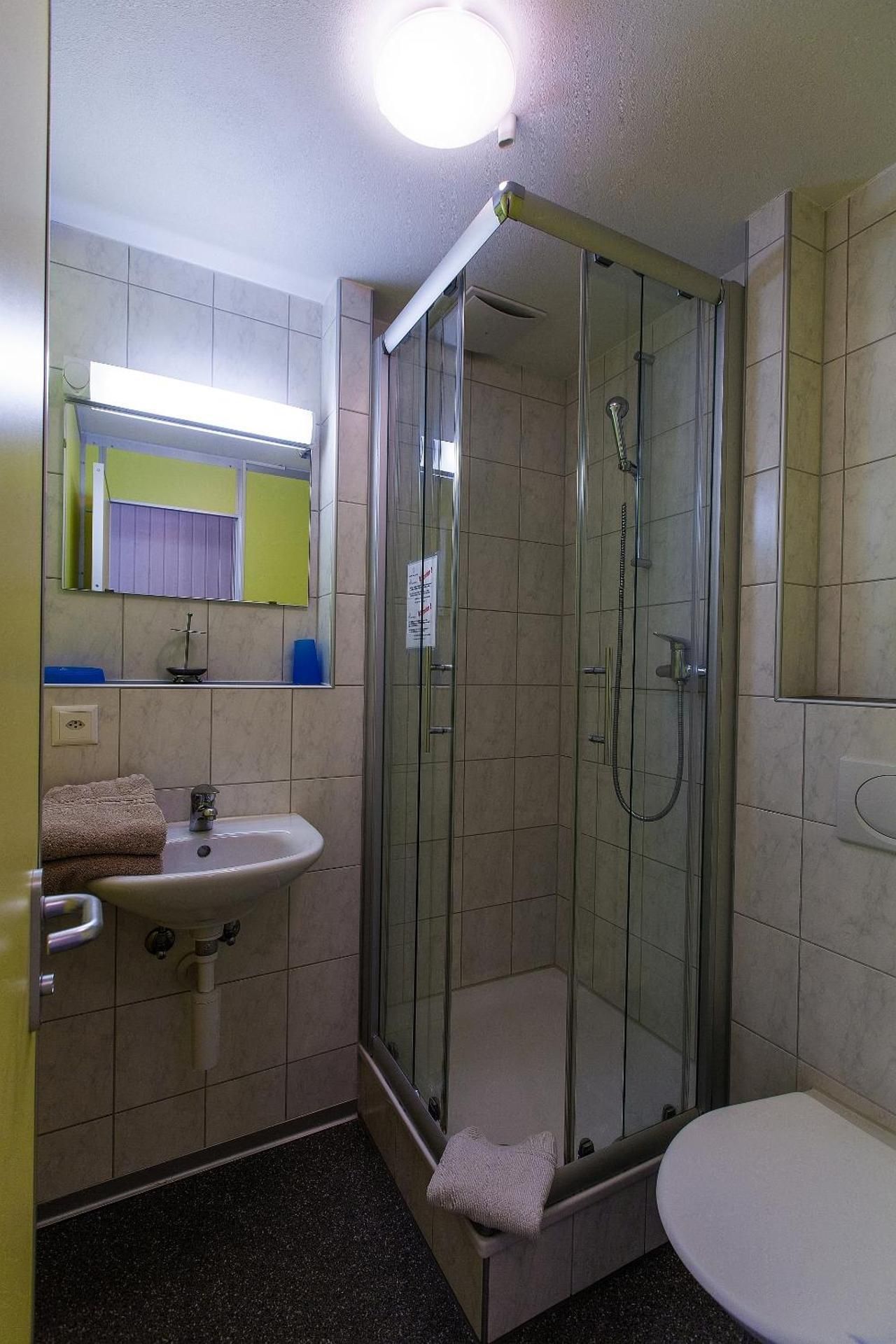 Twin Room with Private Shower