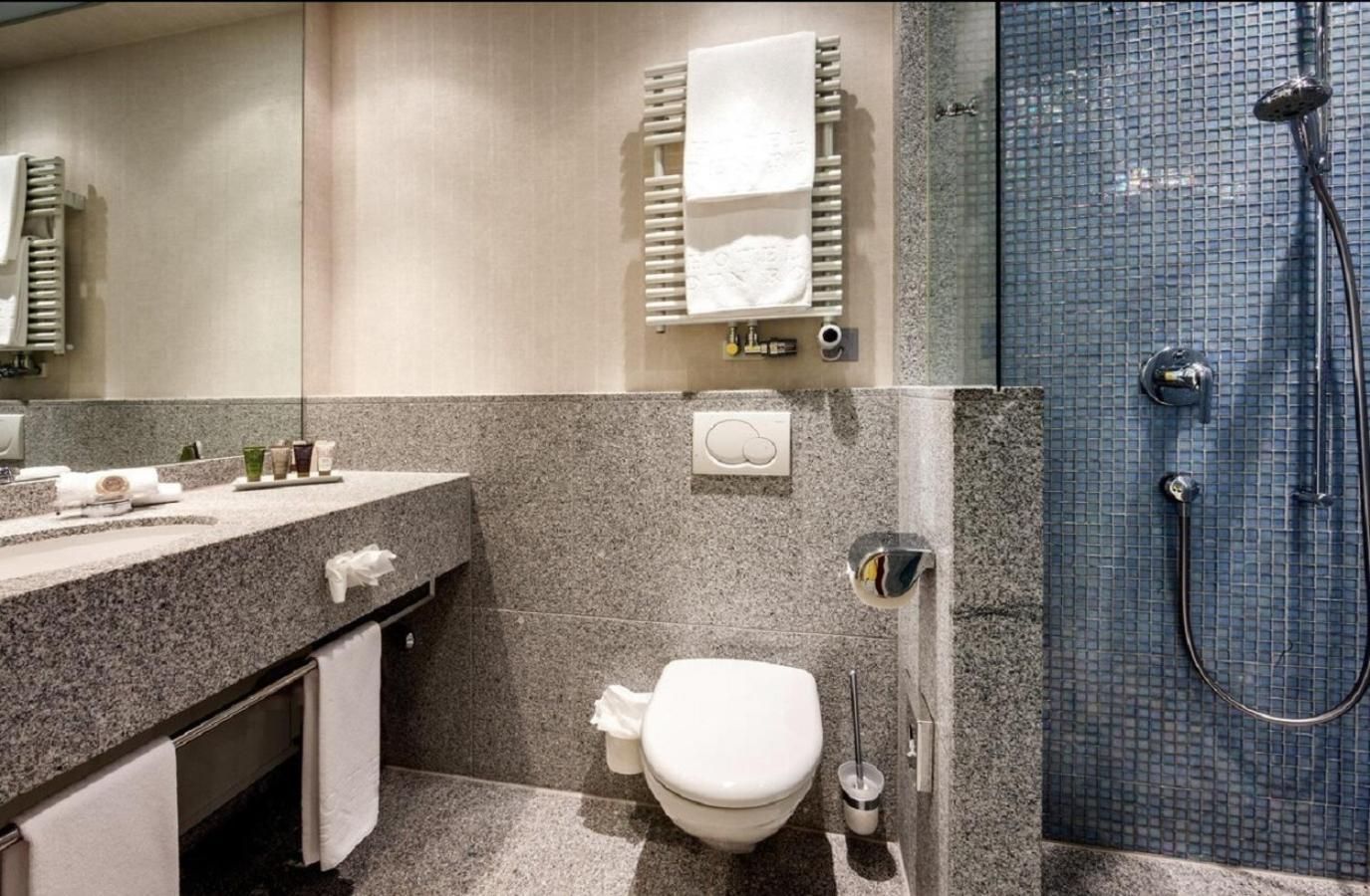 Comfort Double Room with Quiet Street View