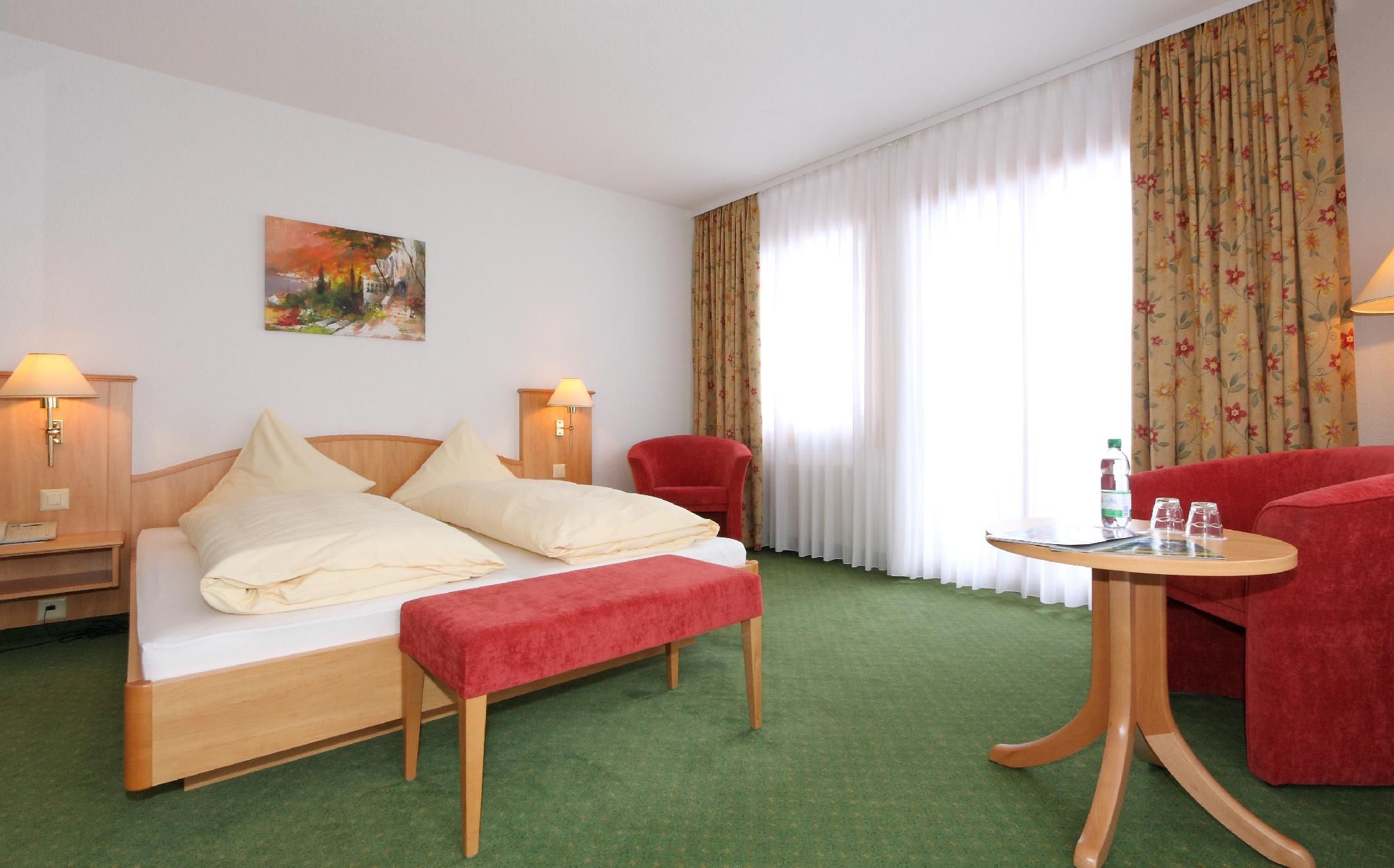 Hotel-Restaurant Bernerhof Kandersteg Superior Twin bed 2