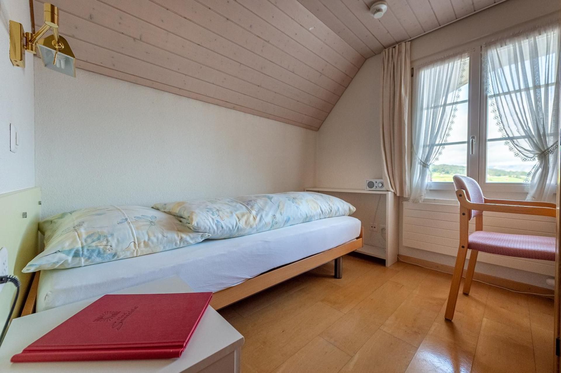 Single Room with Lake View
