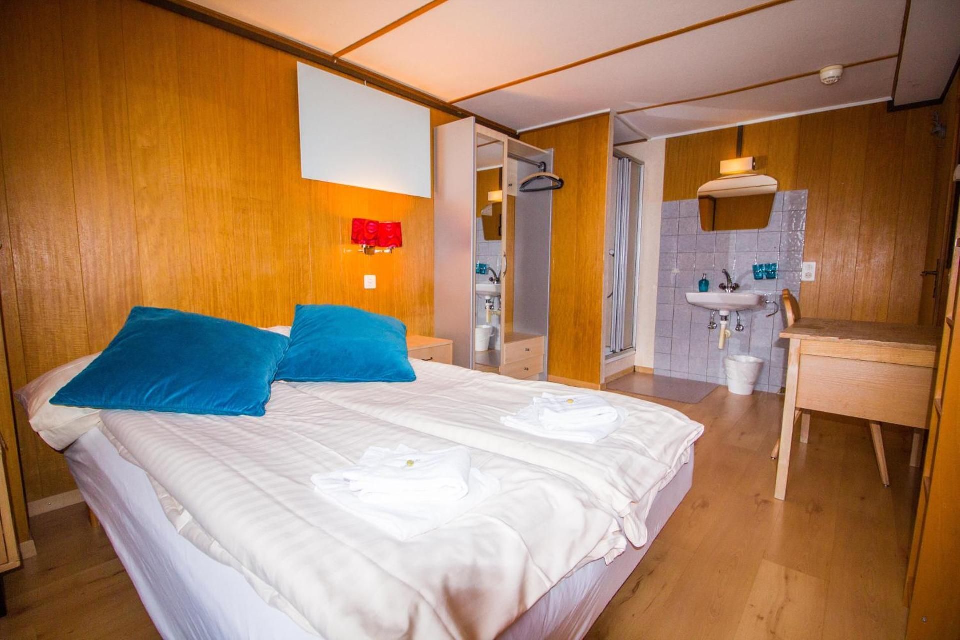 Hotel Hornerpub Double Room with Shared Toilet