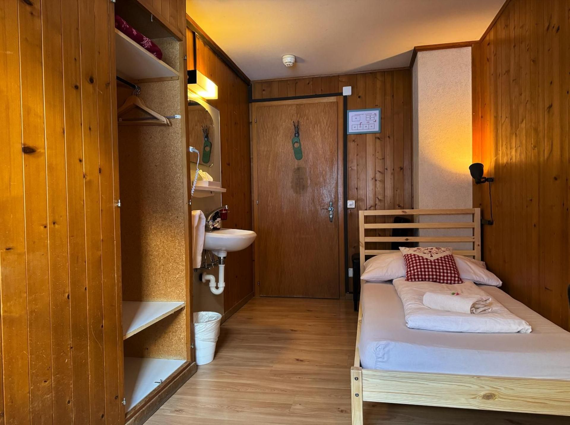 Single Room with Shared Shower and Toilet