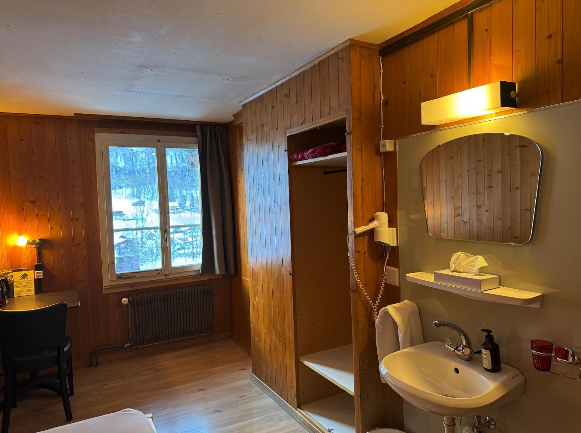 Single Room with Shared Shower and Toilet