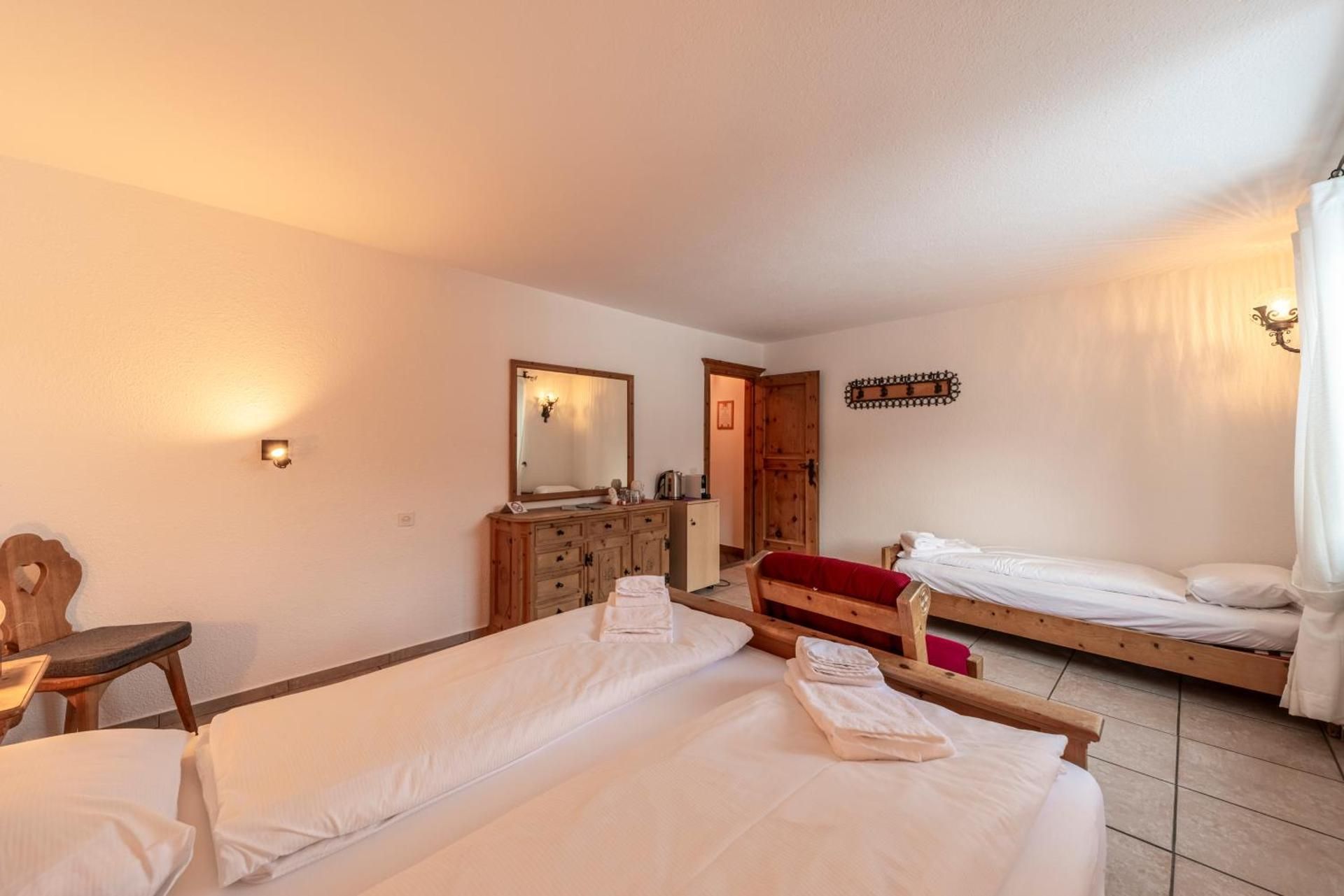 Triple Room with Lake View