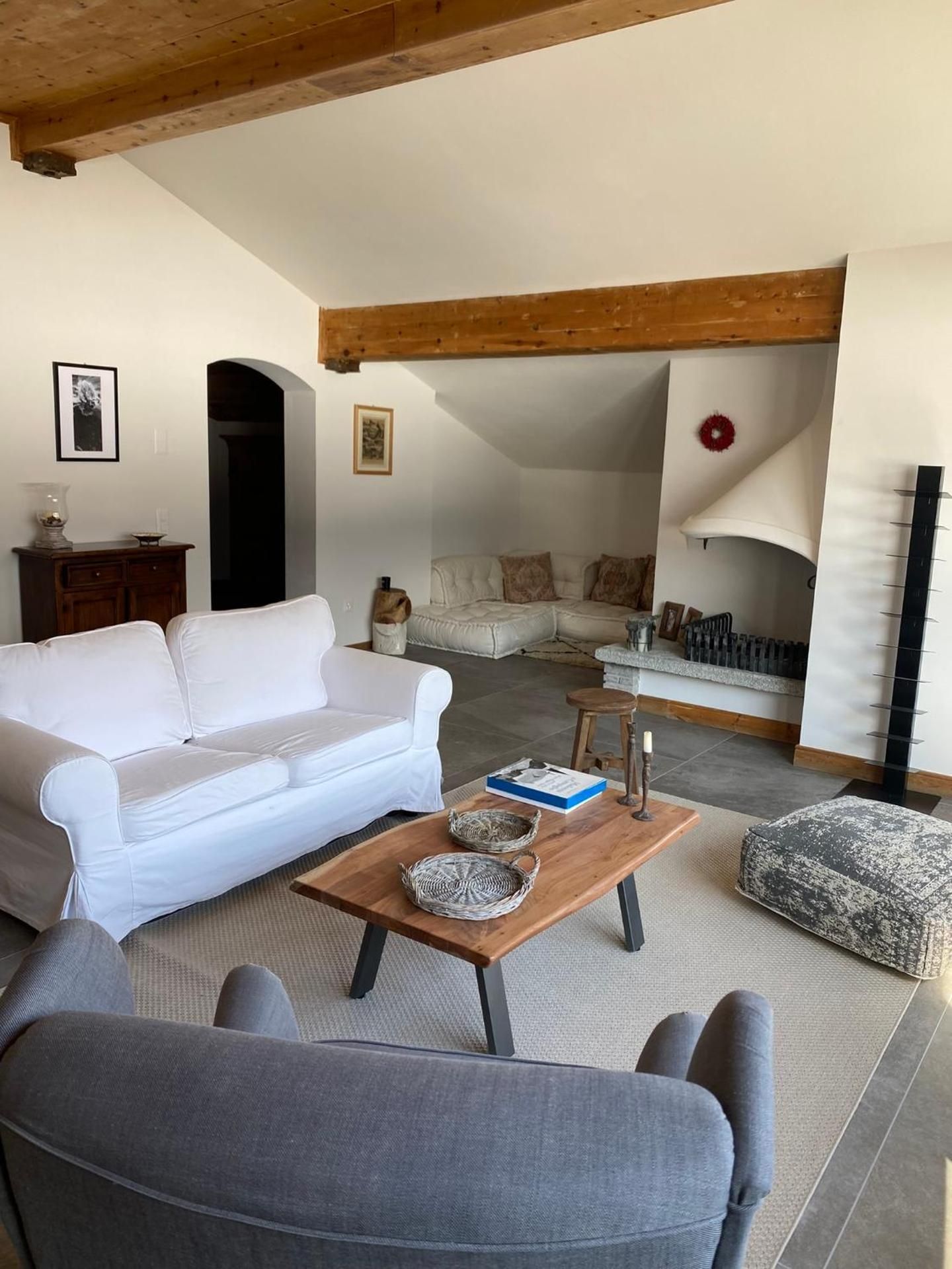 Three-Bedroom Premium Apartment with Resort View