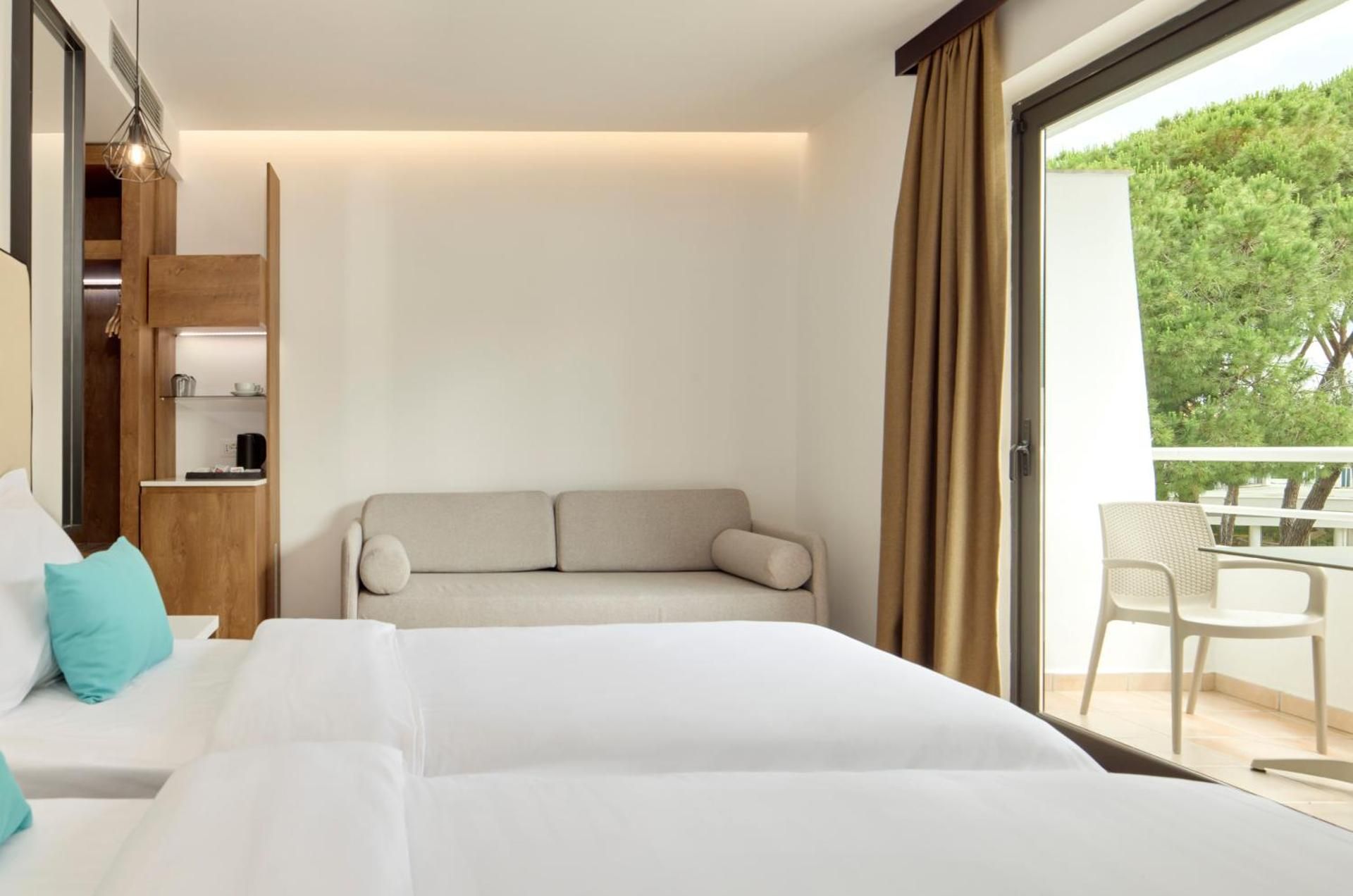 Sol Tropikal Durres Sol Room