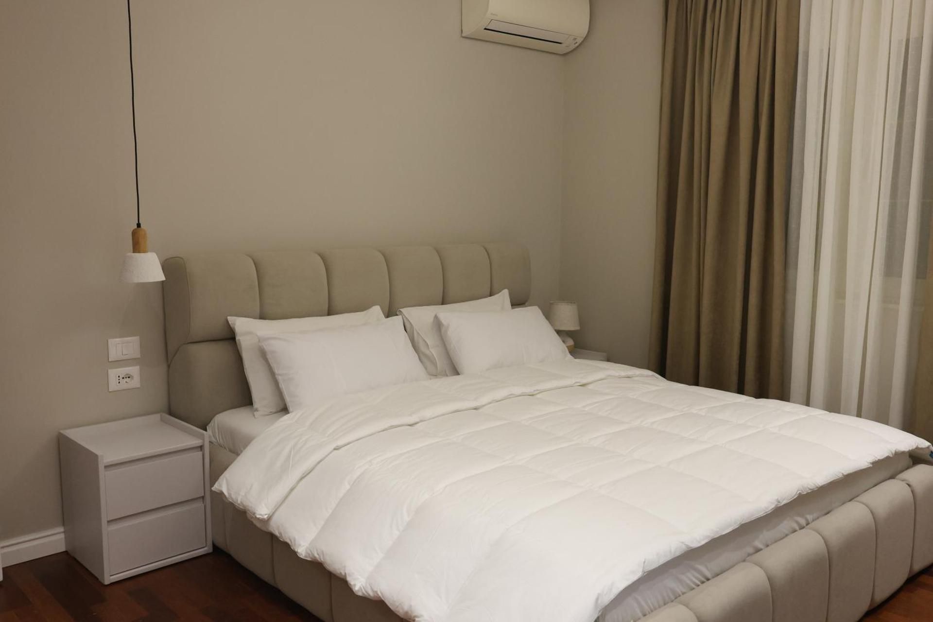 Deluxe Suite with Spa Bath