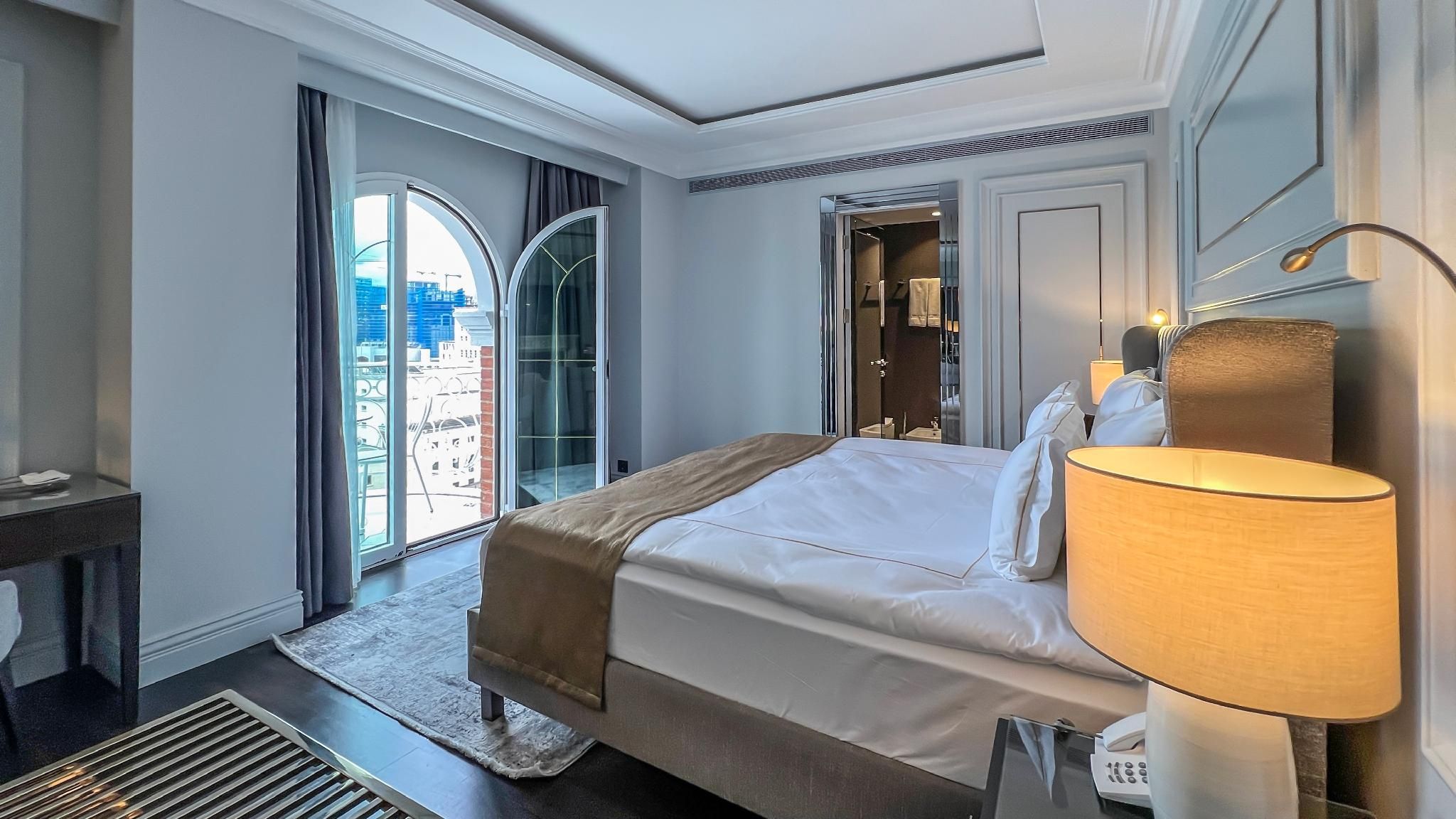 Prestige Deluxe King Room