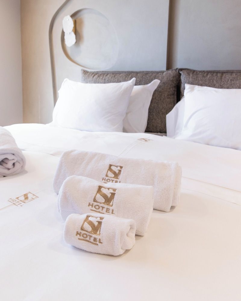 Si Hotel Standard Double Room, 1 Queen Bed, Balcony, City View 12