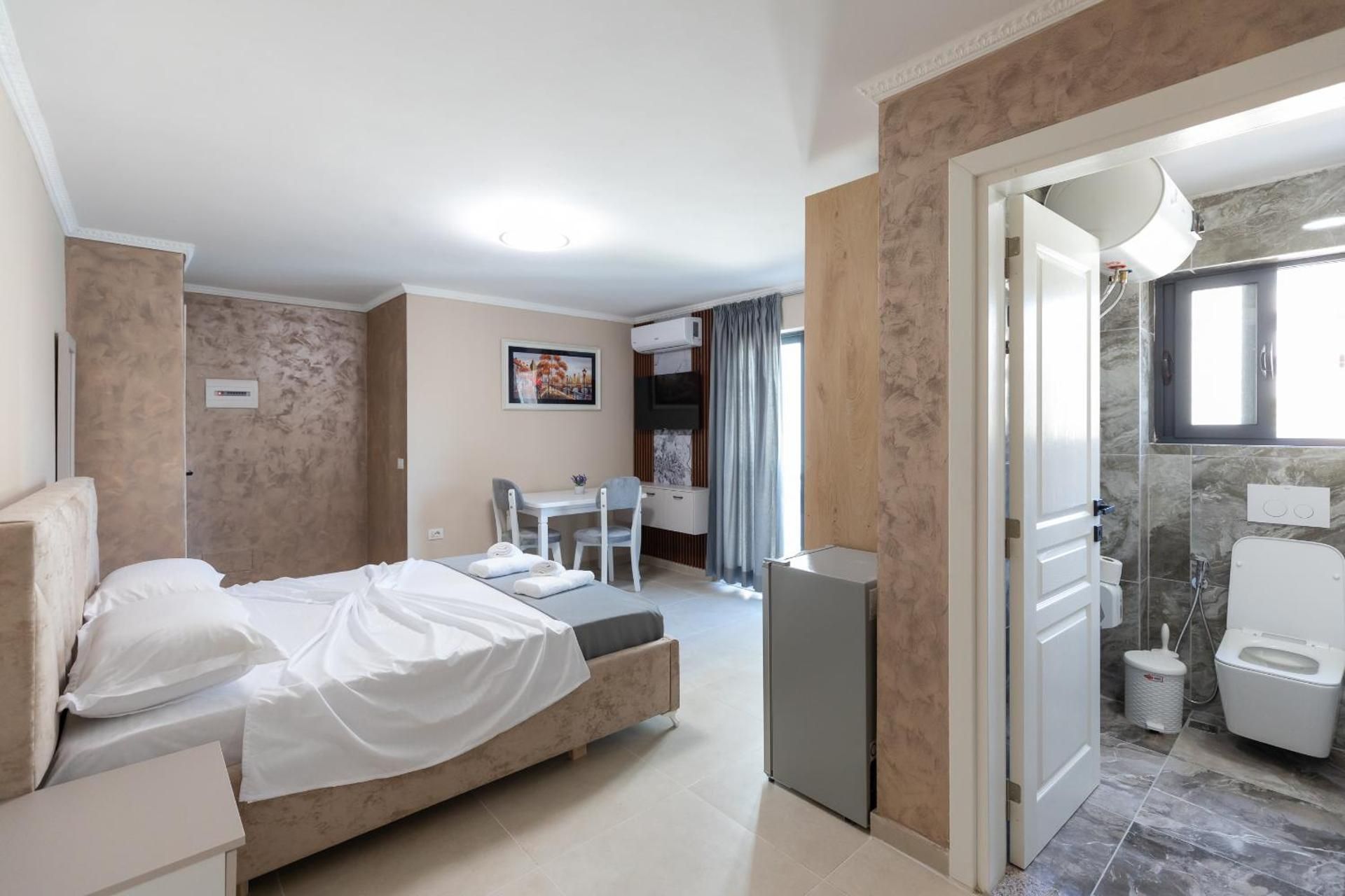 Double Room with Pool View